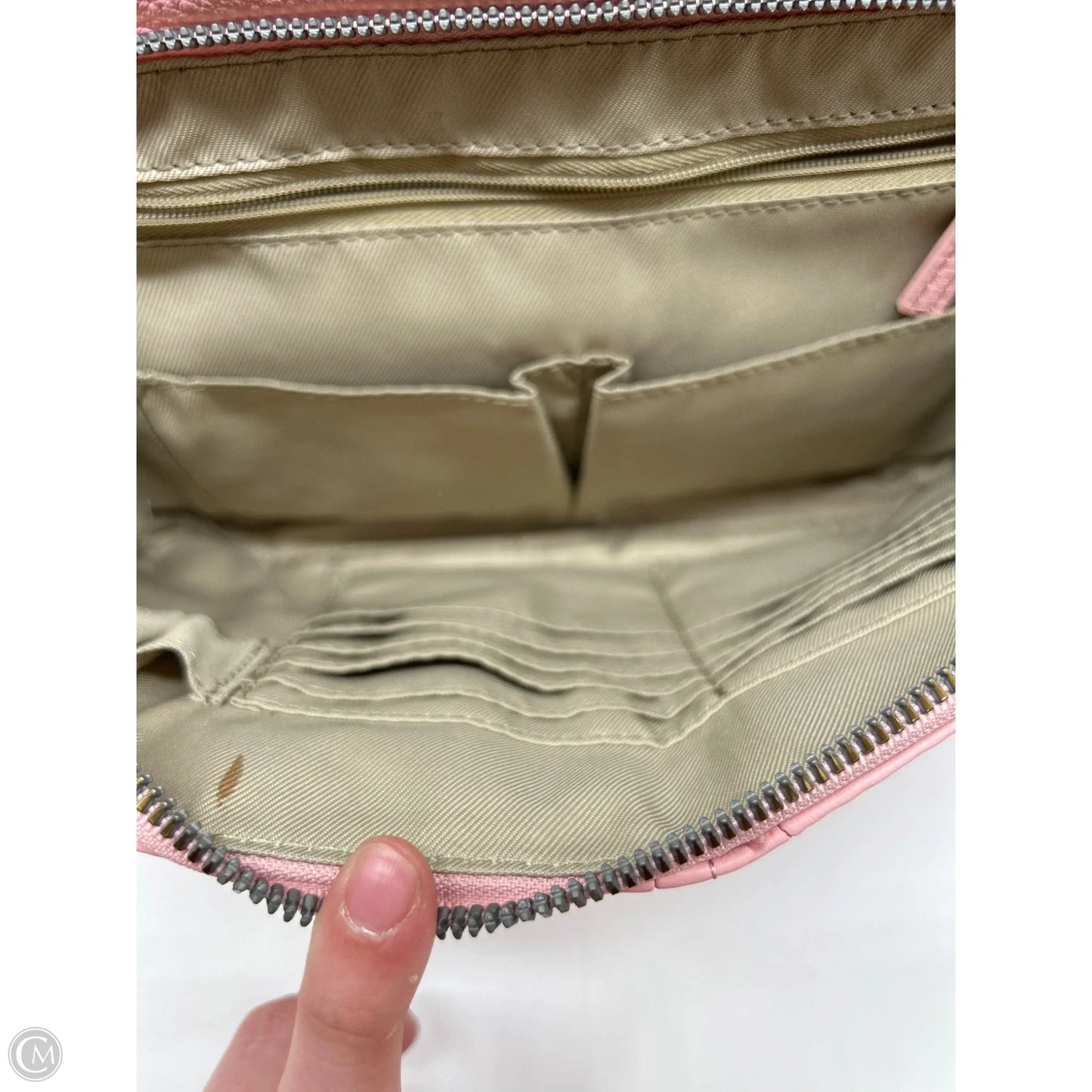 Crossbody By Clothes Mentor, Size: Medium