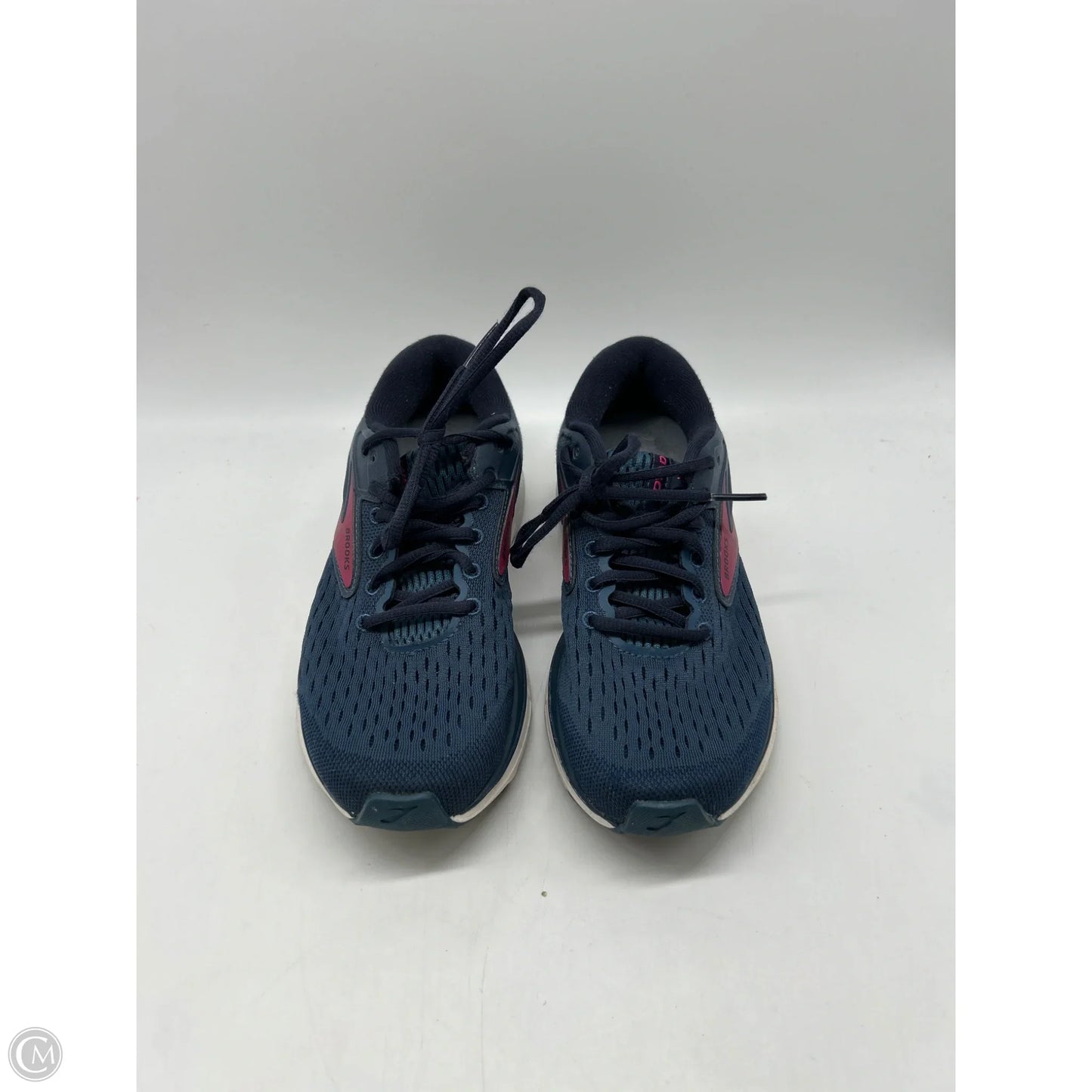 Shoes Athletic By Brooks In Grey, Size: 7.5