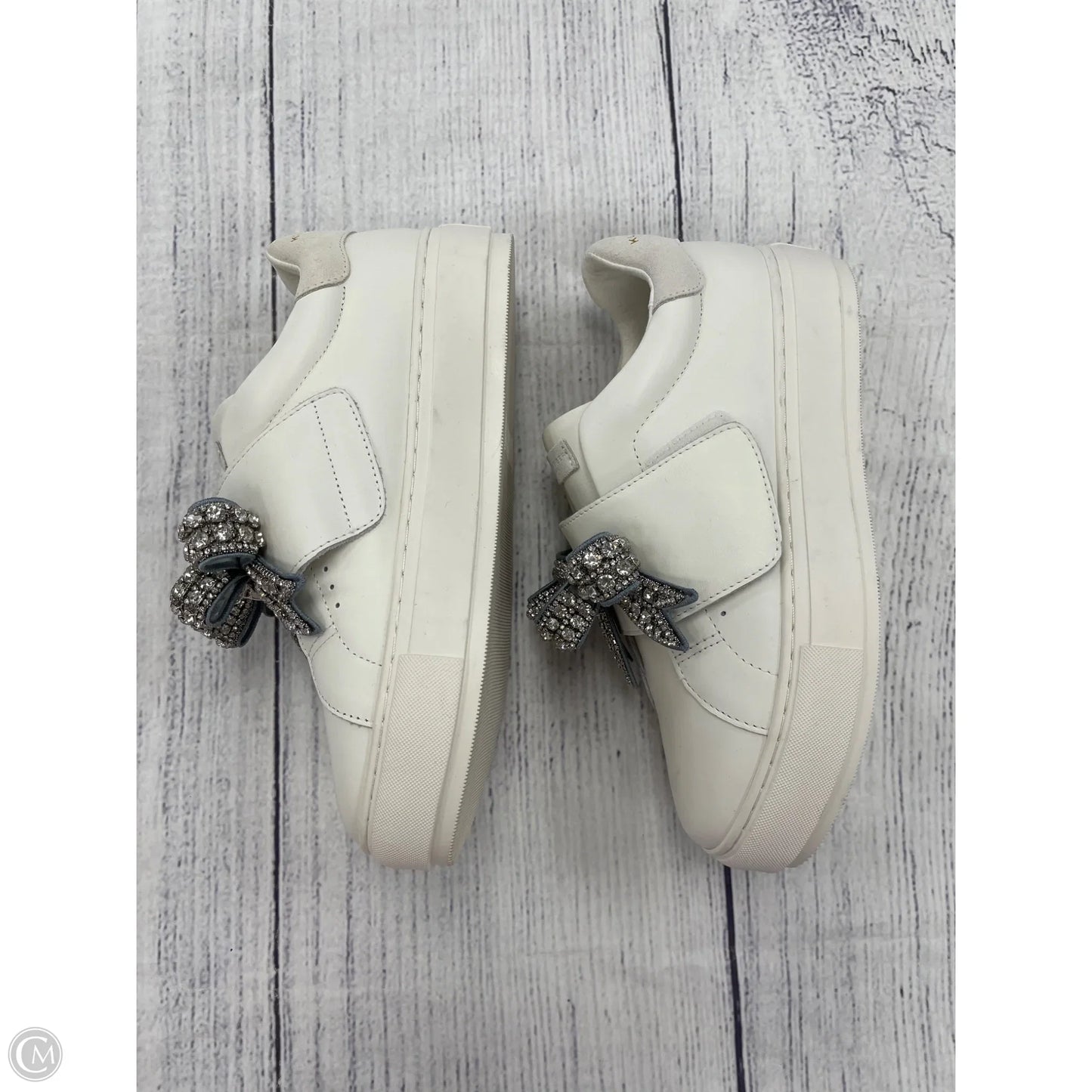 Shoes Designer By Kurt Geiger In White, Size: 8