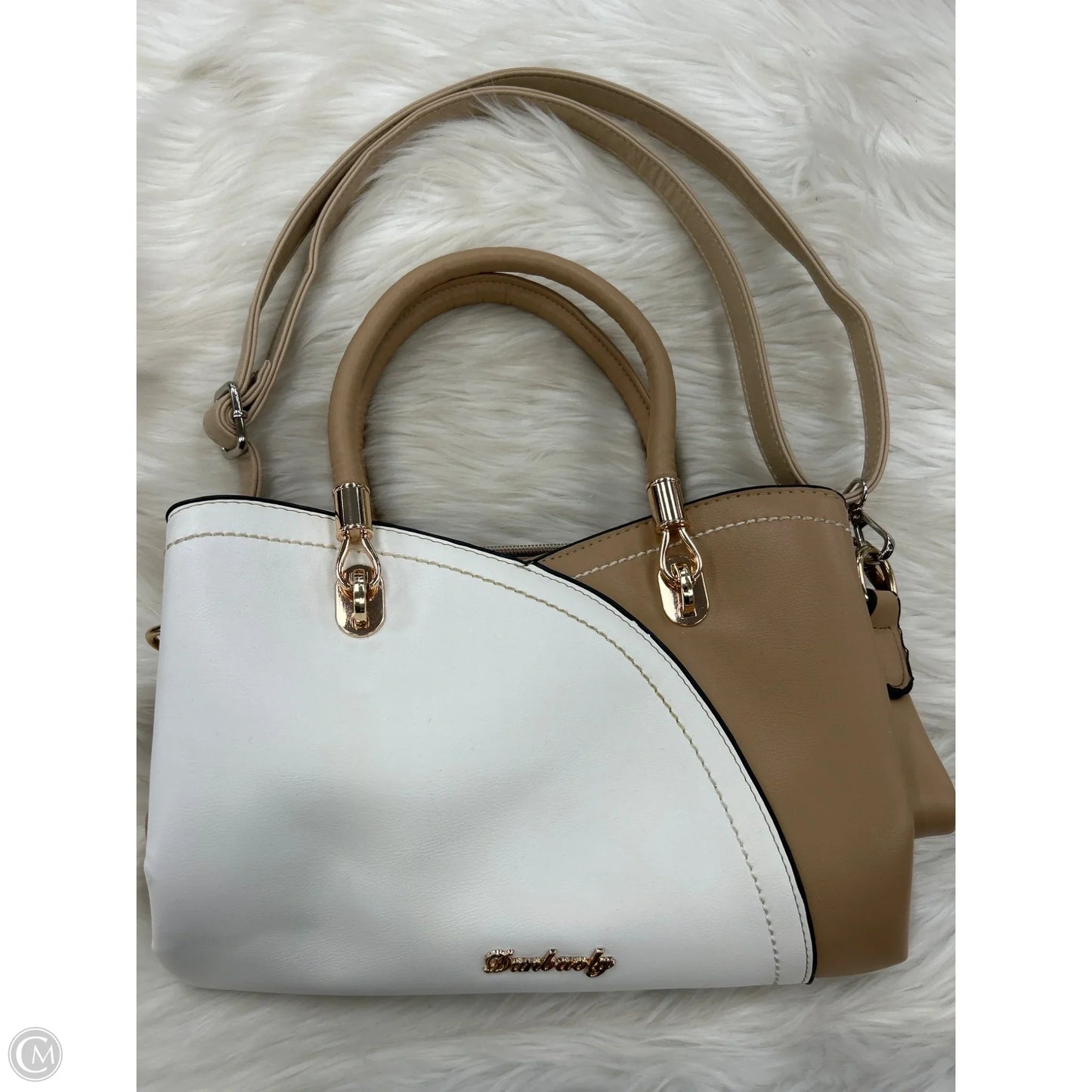 Handbag By Clothes Mentor, Size: Medium