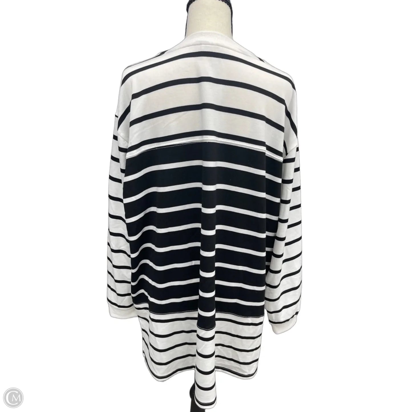Top Long Sleeve By Cato In White, Size: 1x