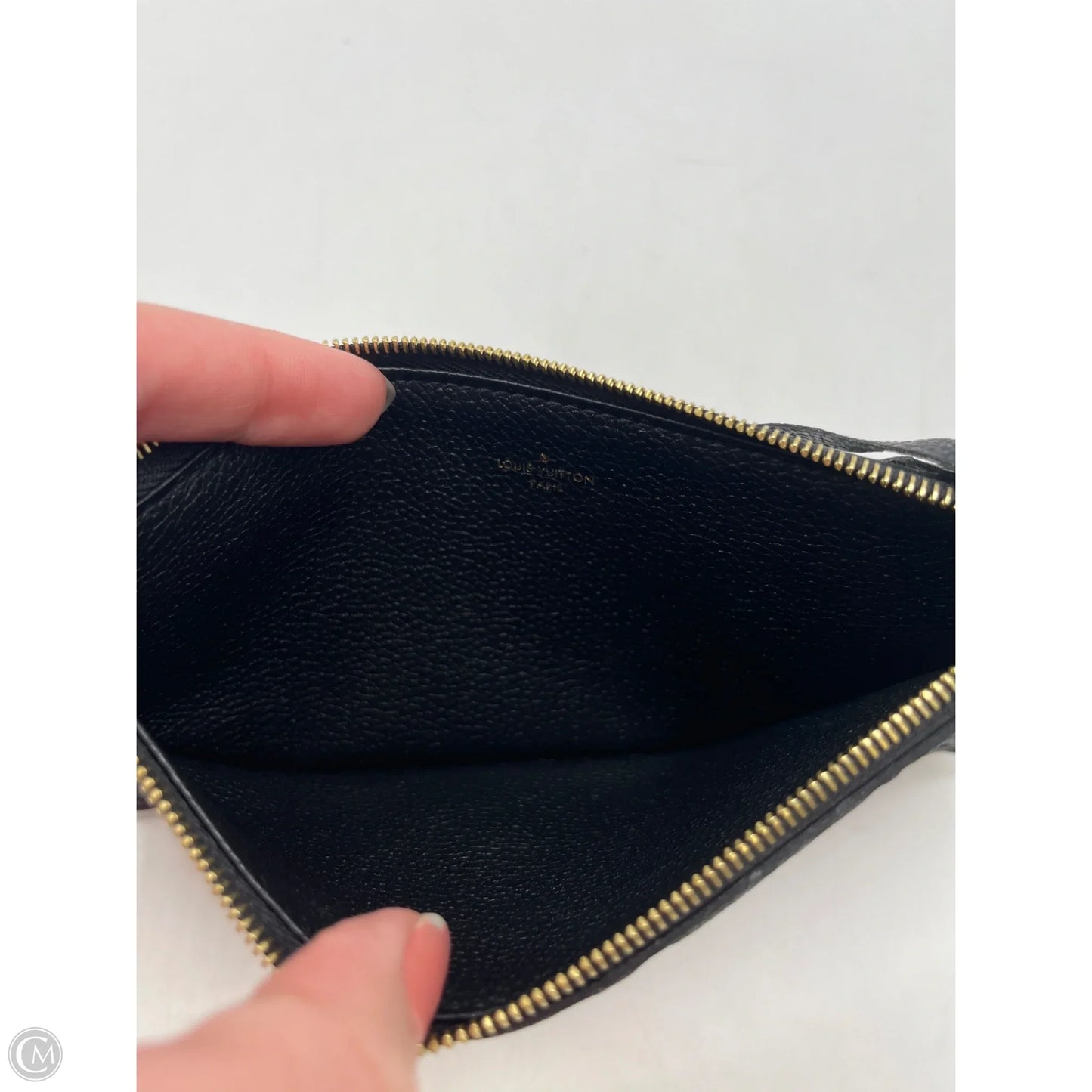 Wallet Luxury Designer By Louis Vuitton, Size: Medium