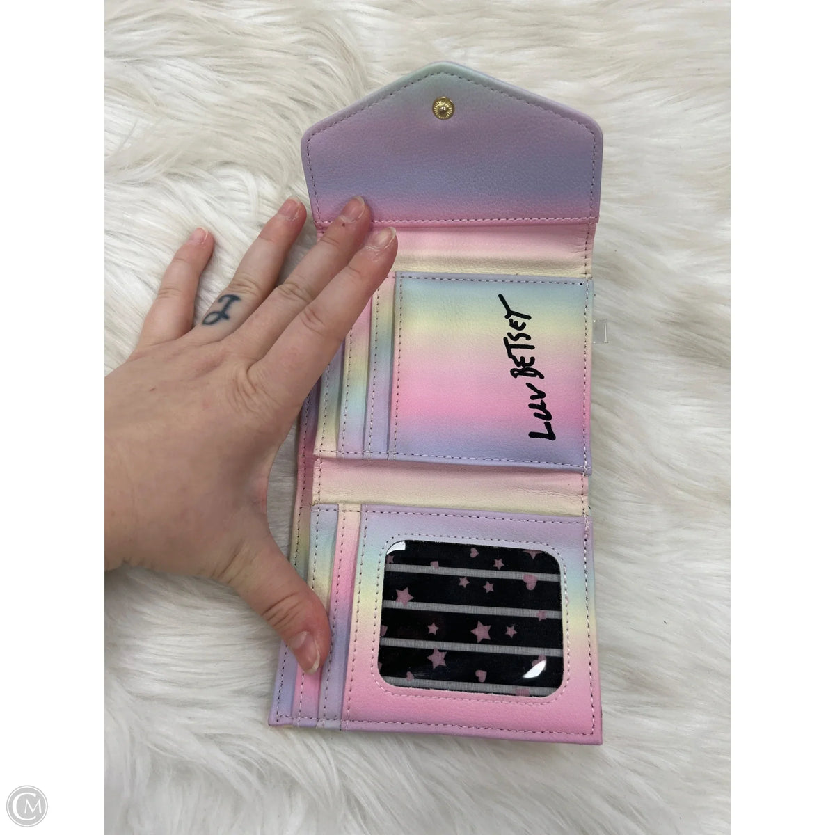 Wallet By Betsey Johnson, Size: Medium