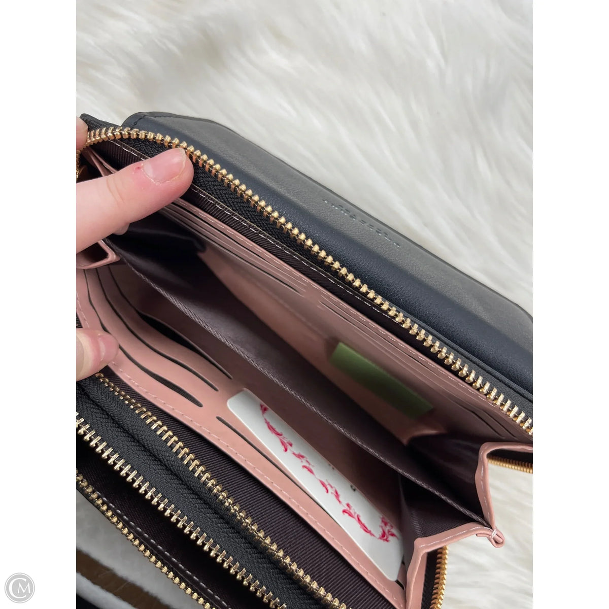 Handbag By Clothes Mentor, Size: Medium