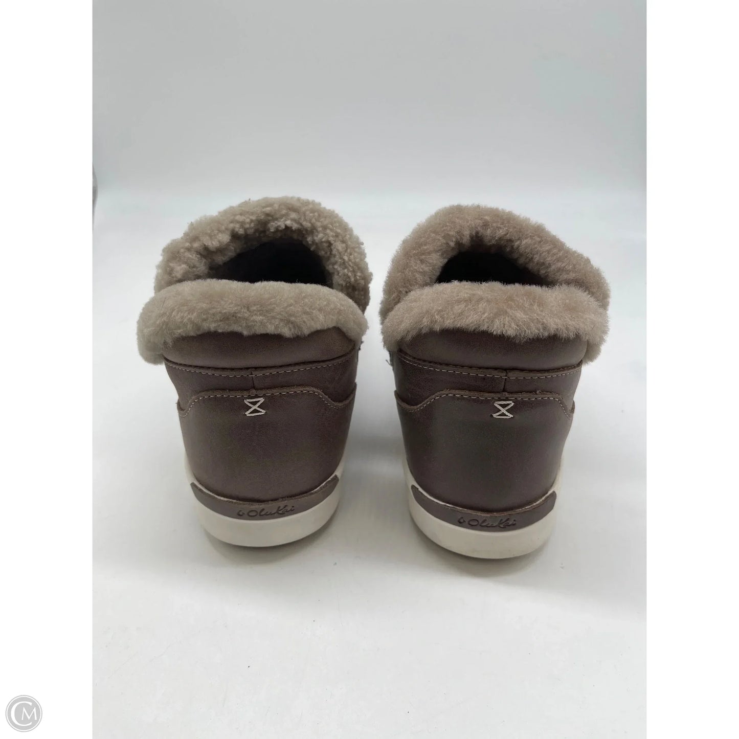 Boots Ankle Flats By Olukai In Brown, Size: 10