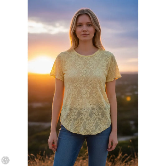 Top Short Sleeve By Free People In Yellow, Size: M