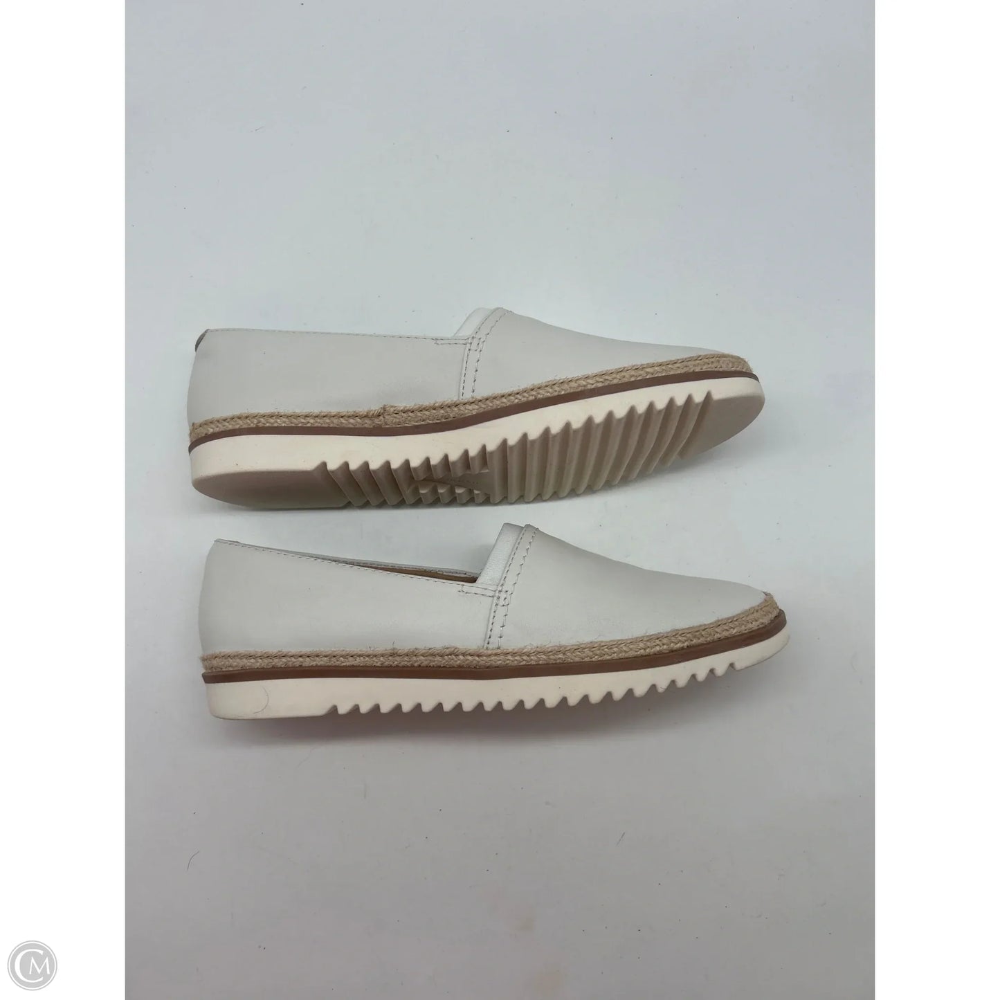 Shoes Flats By Clarks In White, Size: 8