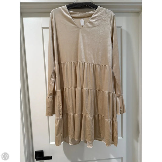 Dress Casual Short By Clothes Mentor In Beige, Size: Xl