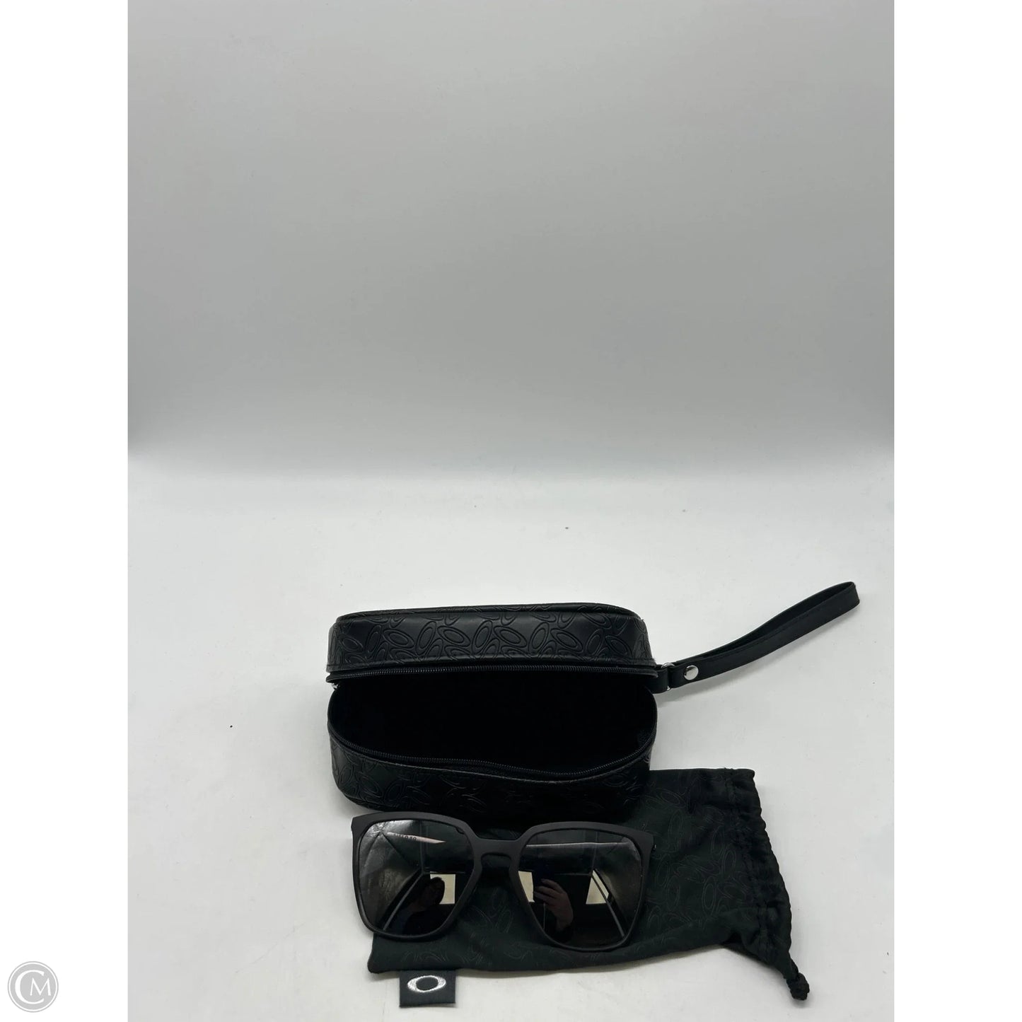 Sunglasses By Oakley, Size: Medium