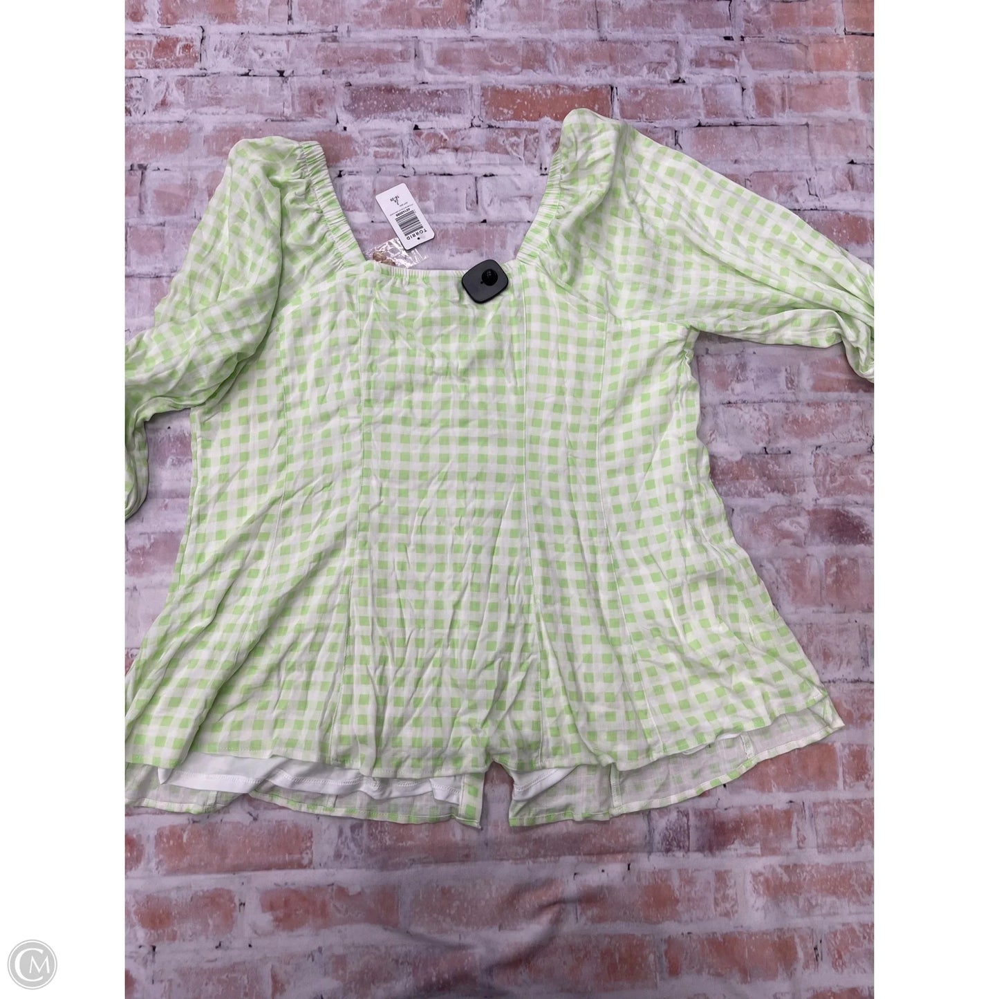 Top Short Sleeve By Torrid In Green, Size: 2x
