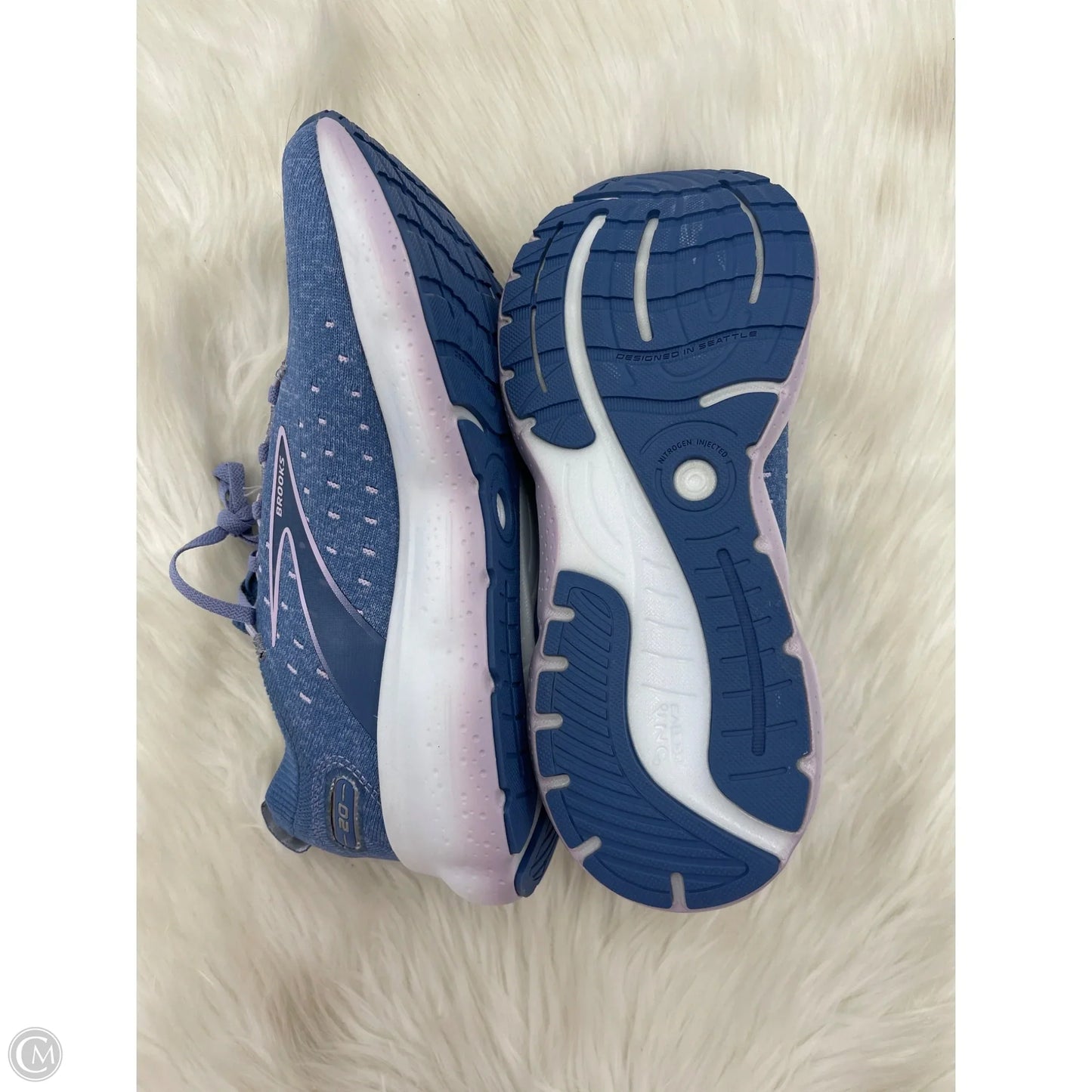 Shoes Athletic By Brooks In Blue, Size: 10