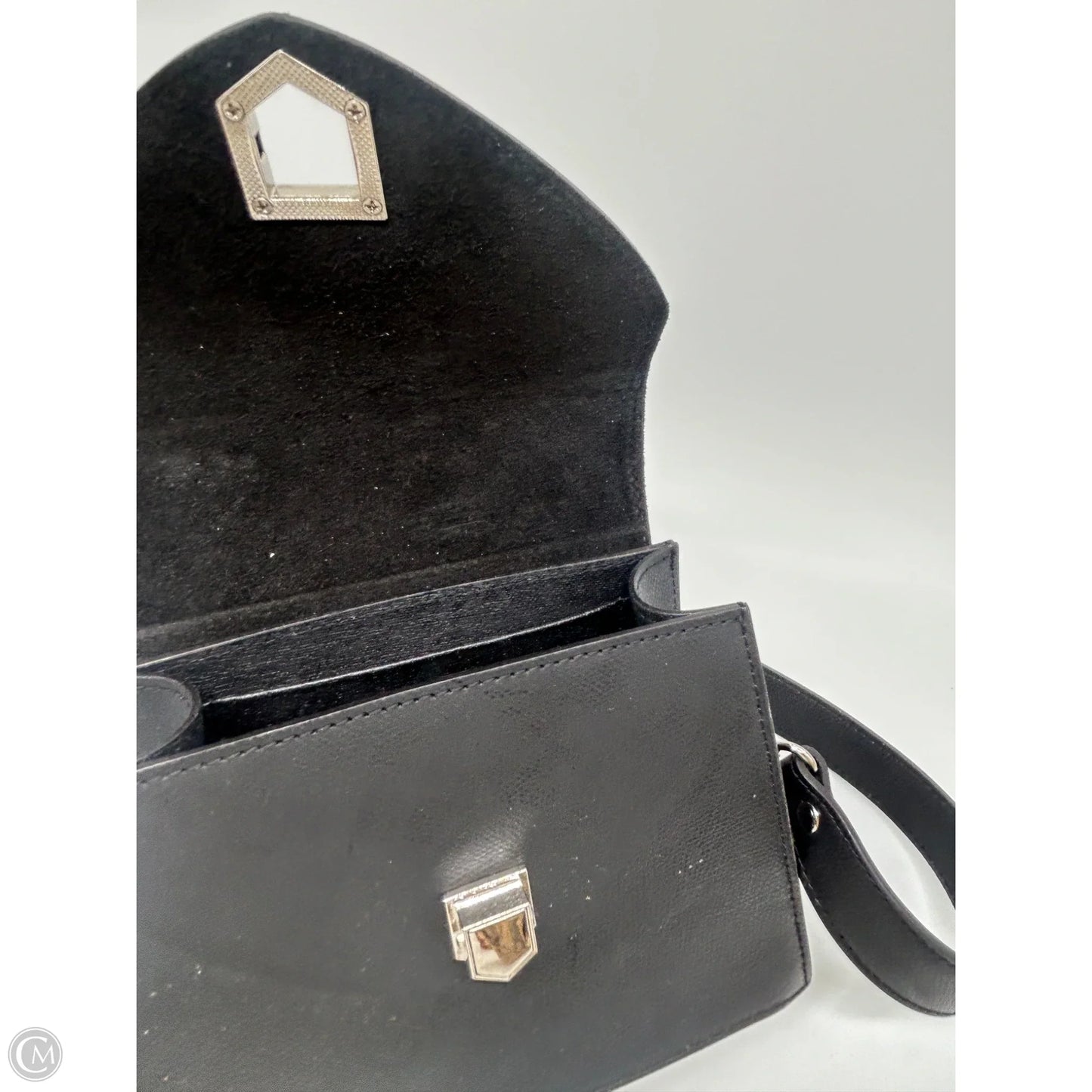 Handbag By Clothes Mentor, Size: Small