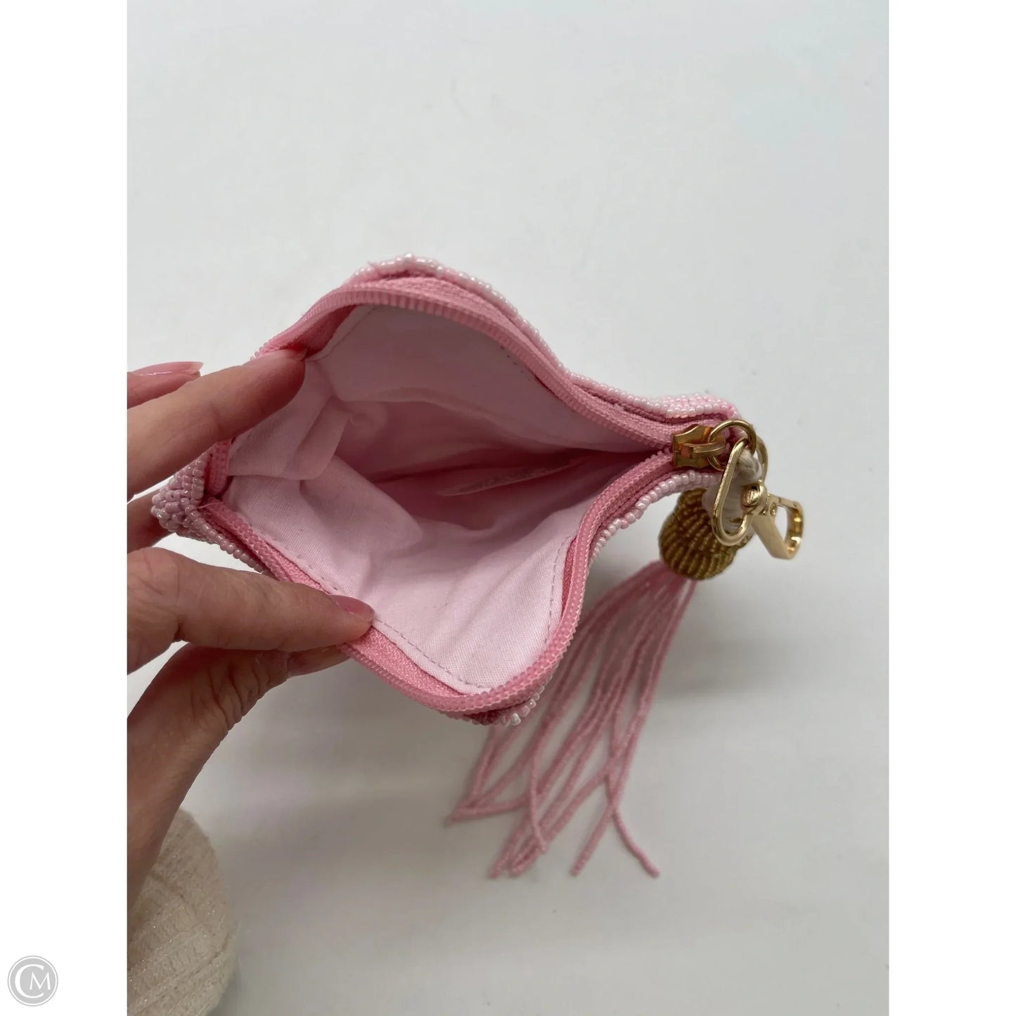 Coin Purse By Clothes Mentor, Size: Medium