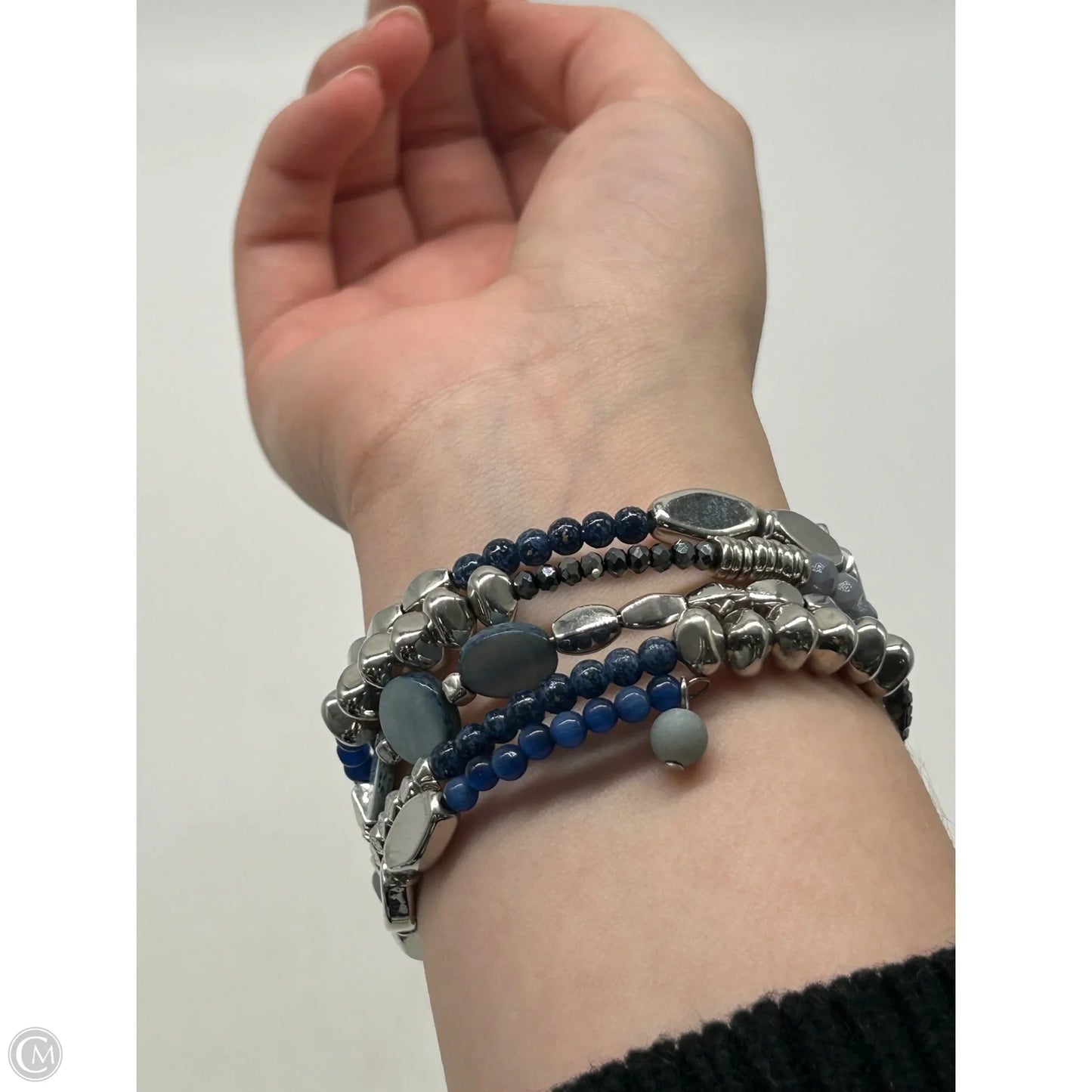 Bracelet Beaded By Clothes Mentor, Size: 0