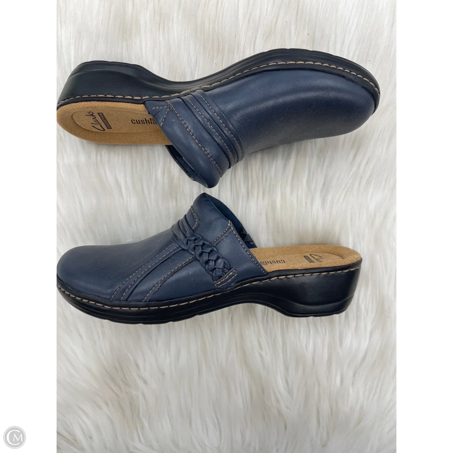 Shoes Flats By Clarks In Navy, Size: 7