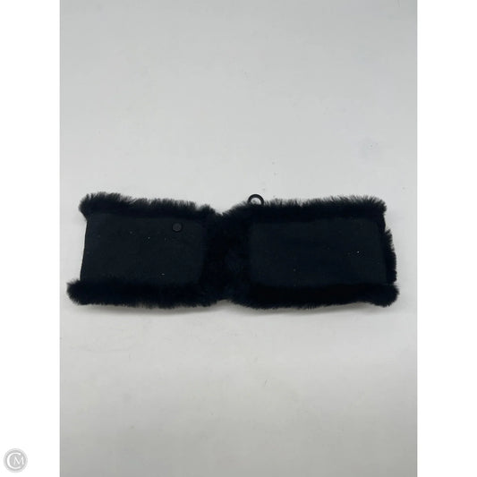 Accessory Designer Tag By Ugg