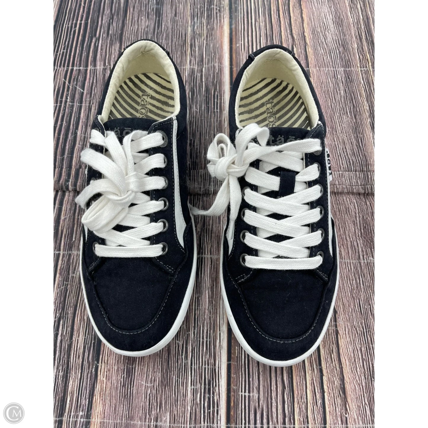 Shoes Sneakers By Taos In Black & White, Size: 6.5