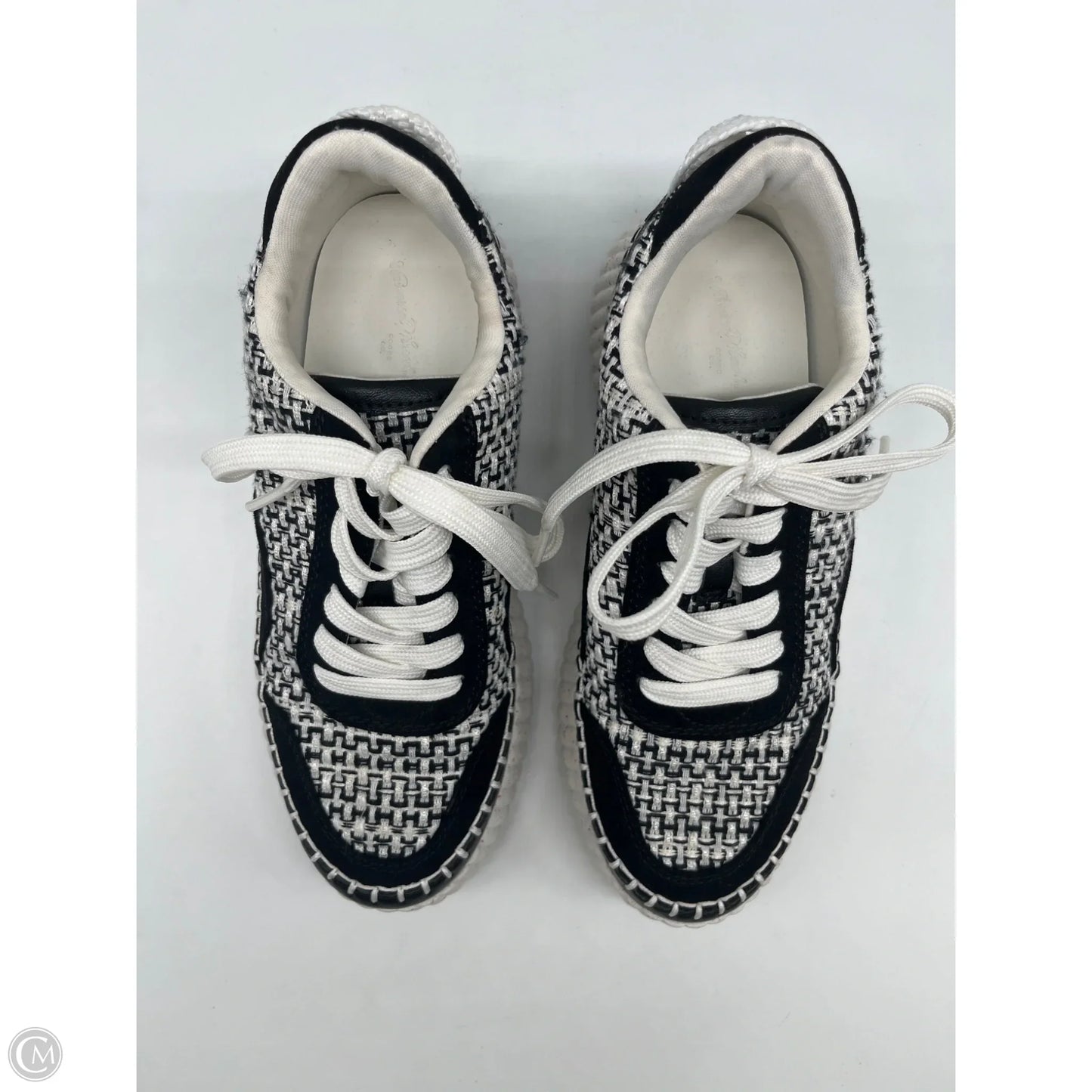 Shoes Sneakers Platform By Universal Thread In Black & White, Size: 6