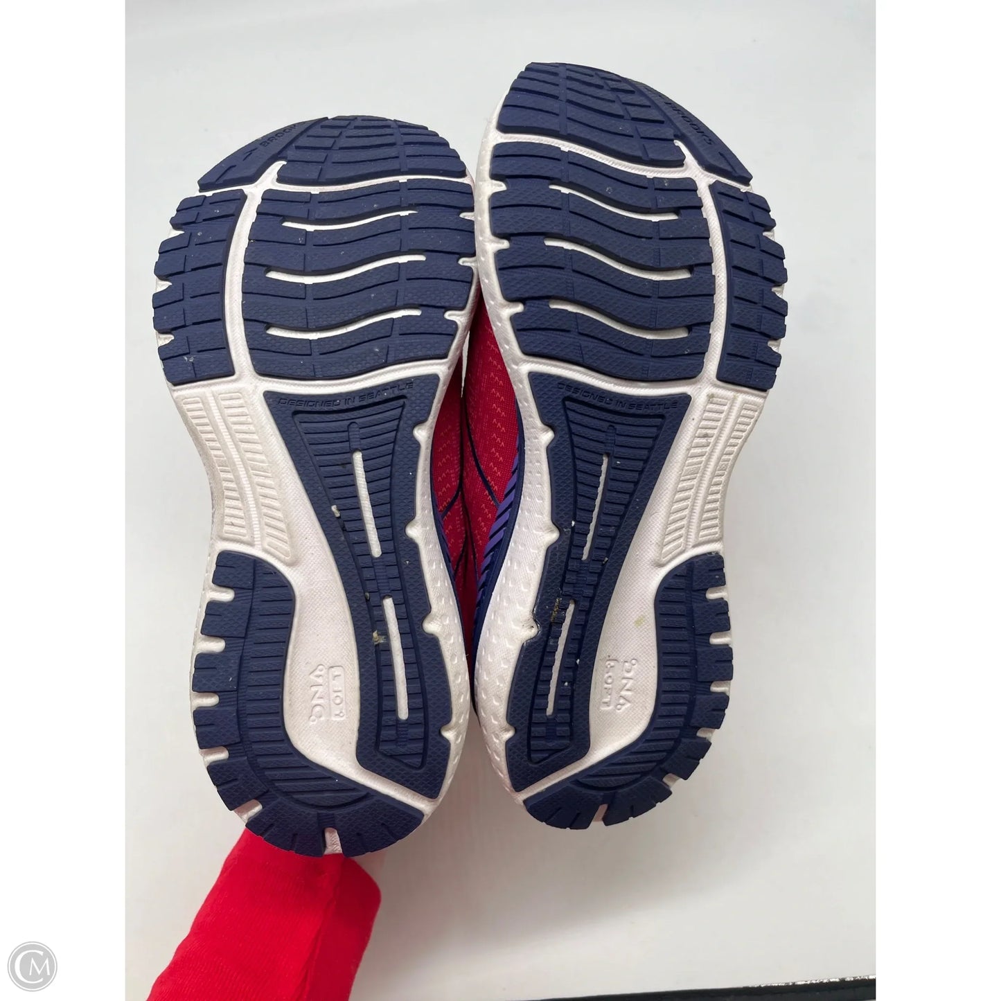 Shoes Athletic By Brooks In Pink & Purple, Size: 8