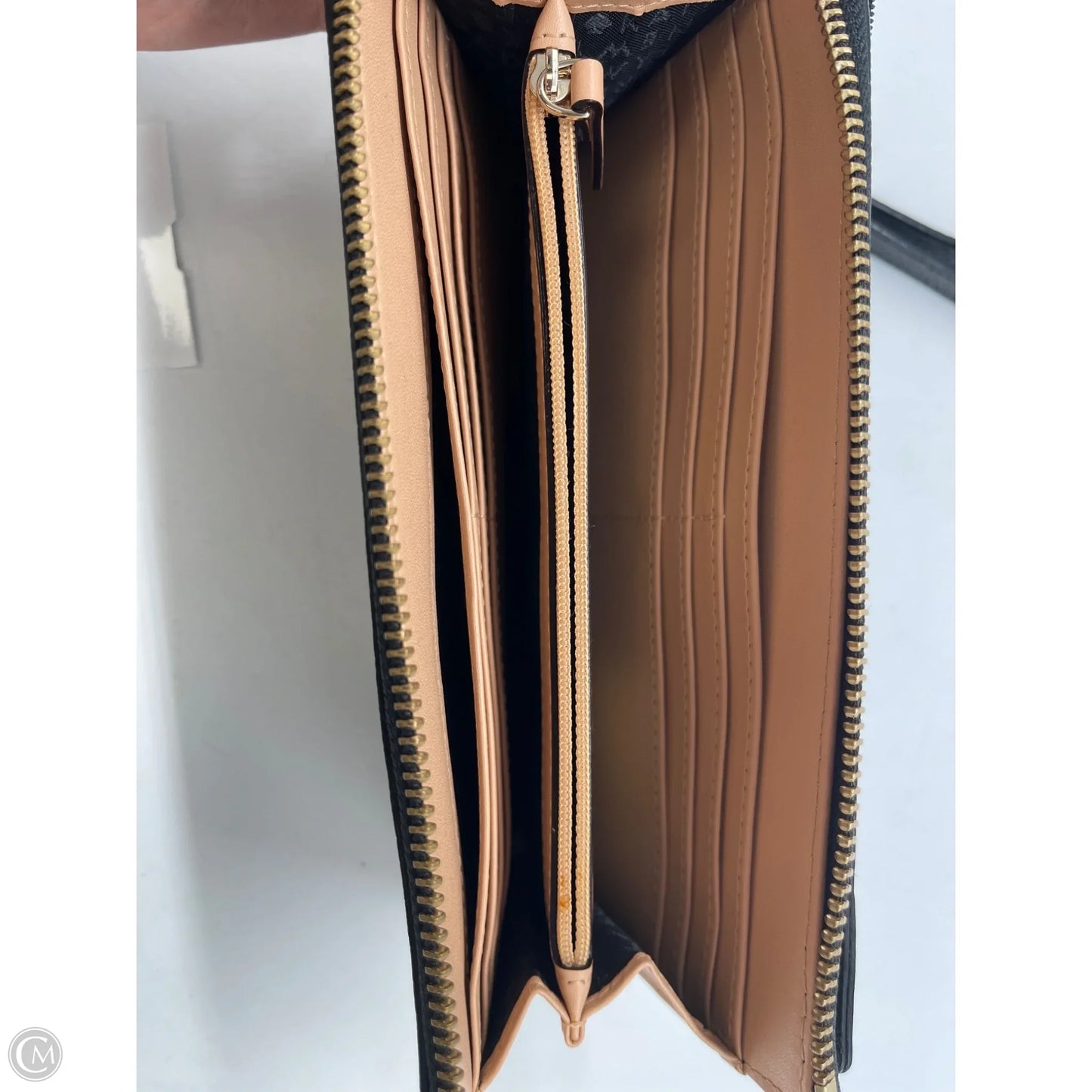 Wristlet Designer By Kate Spade, Size: Medium