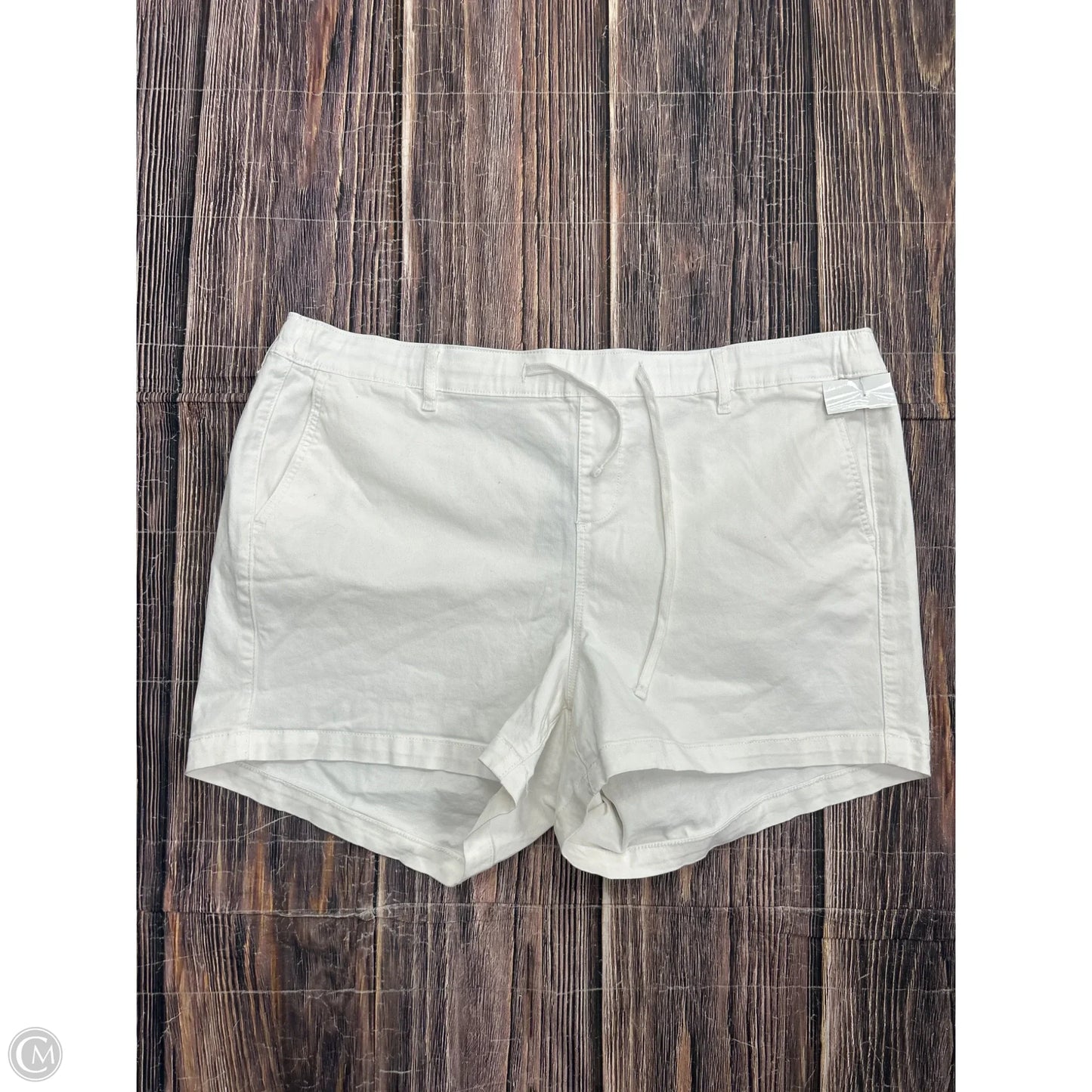 Shorts By Torrid In White, Size: 3x