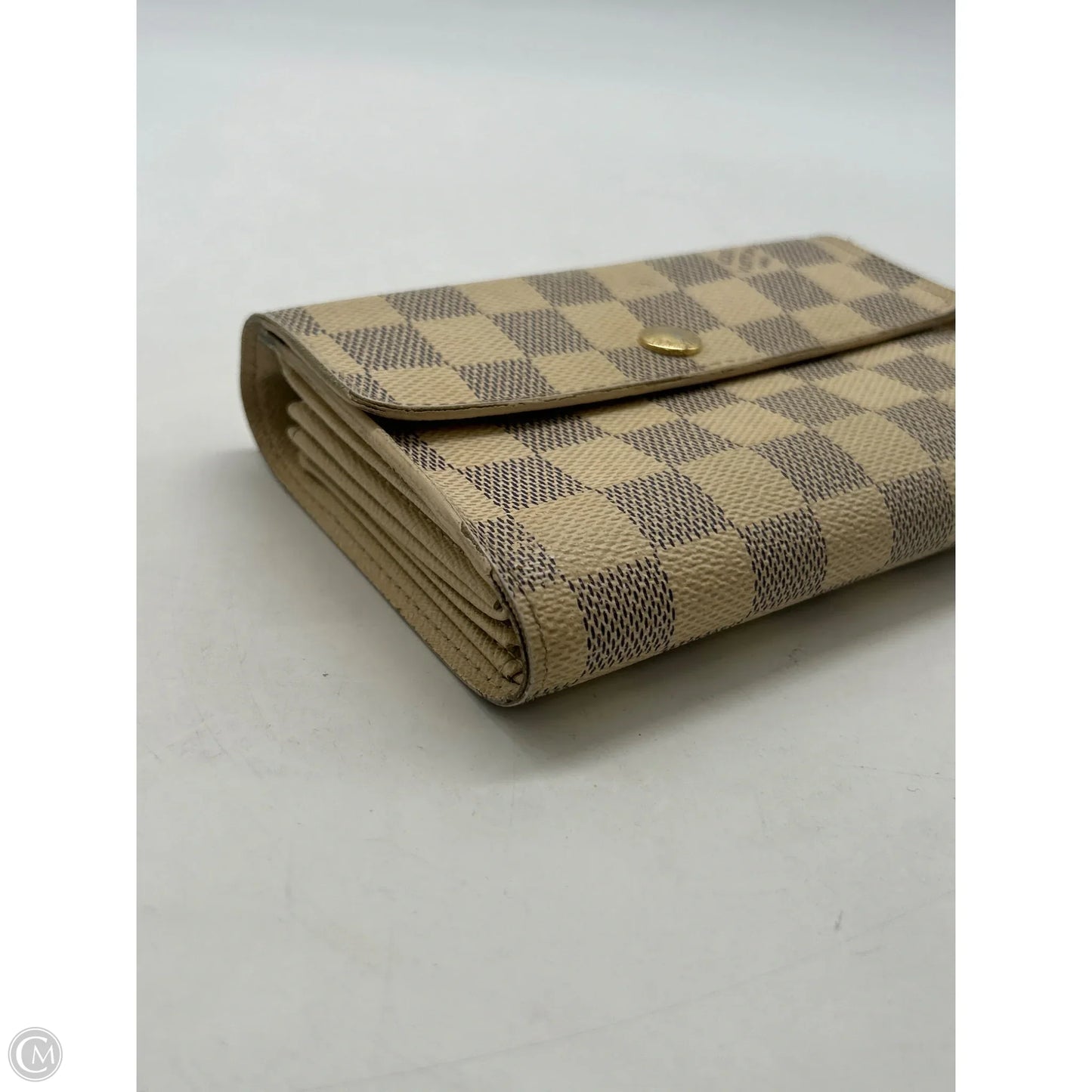 Wallet Luxury Designer By Louis Vuitton, Size: Medium