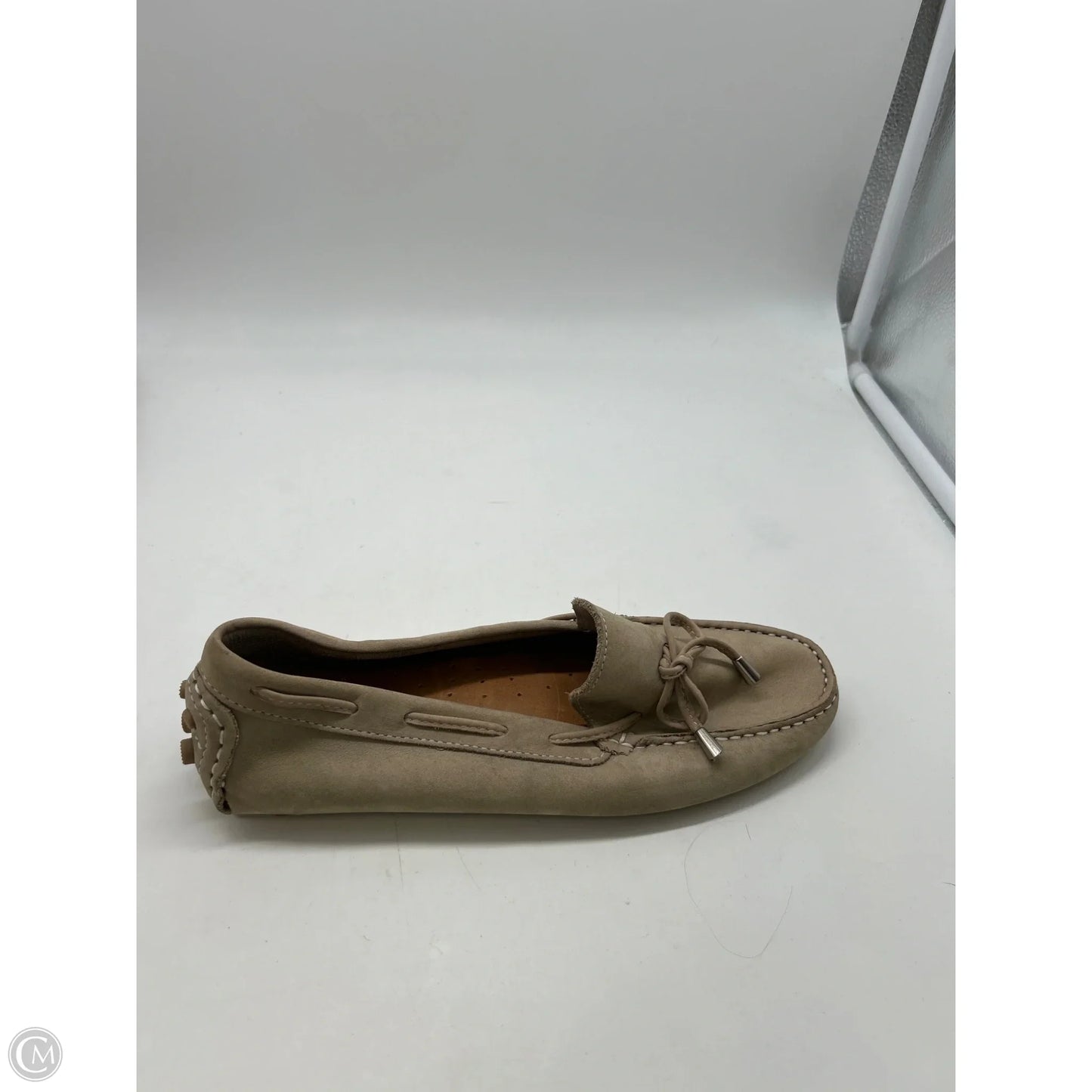 Shoes Flats By Clothes Mentor In Tan, Size: 9.5