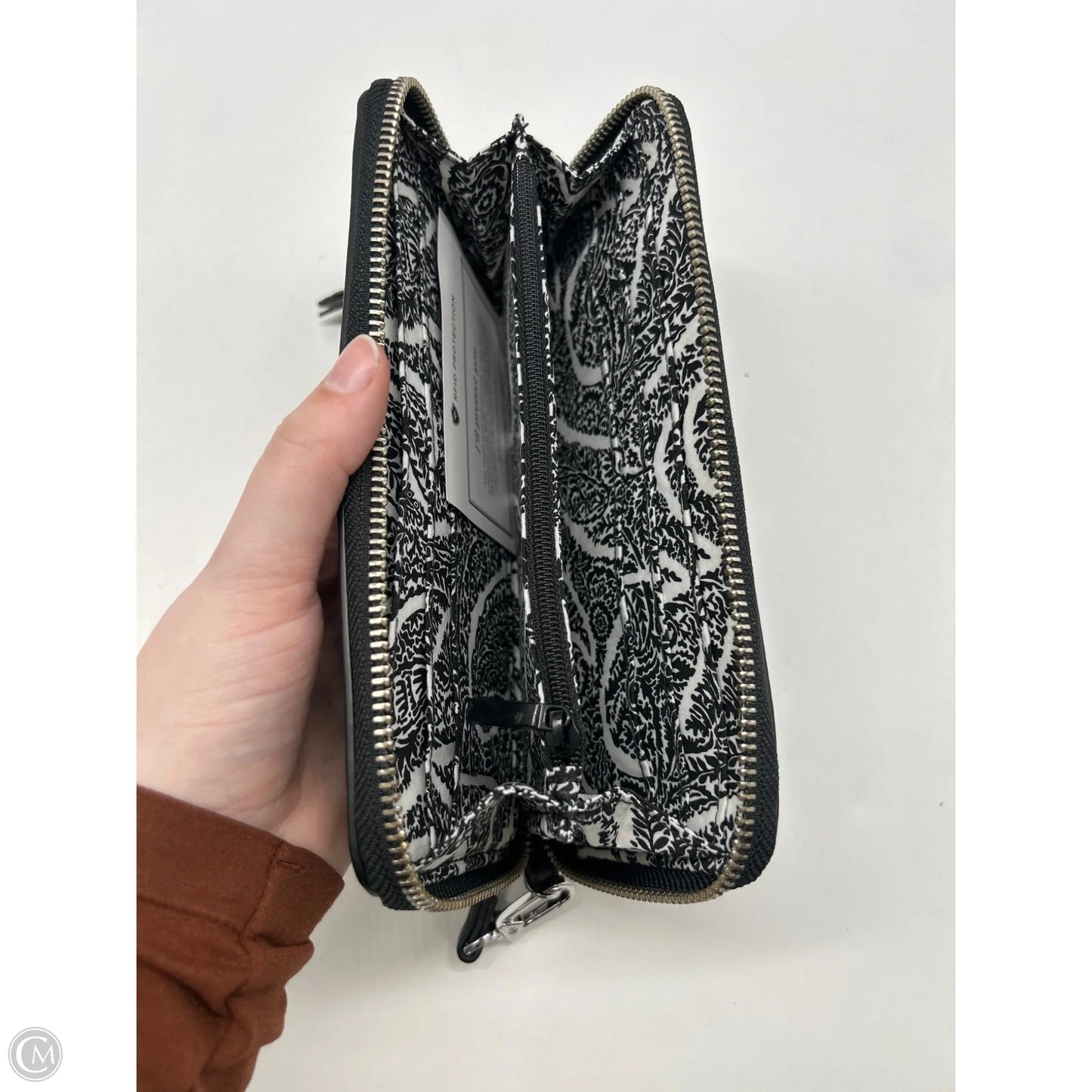 Wallet By Vera Bradley, Size: Medium