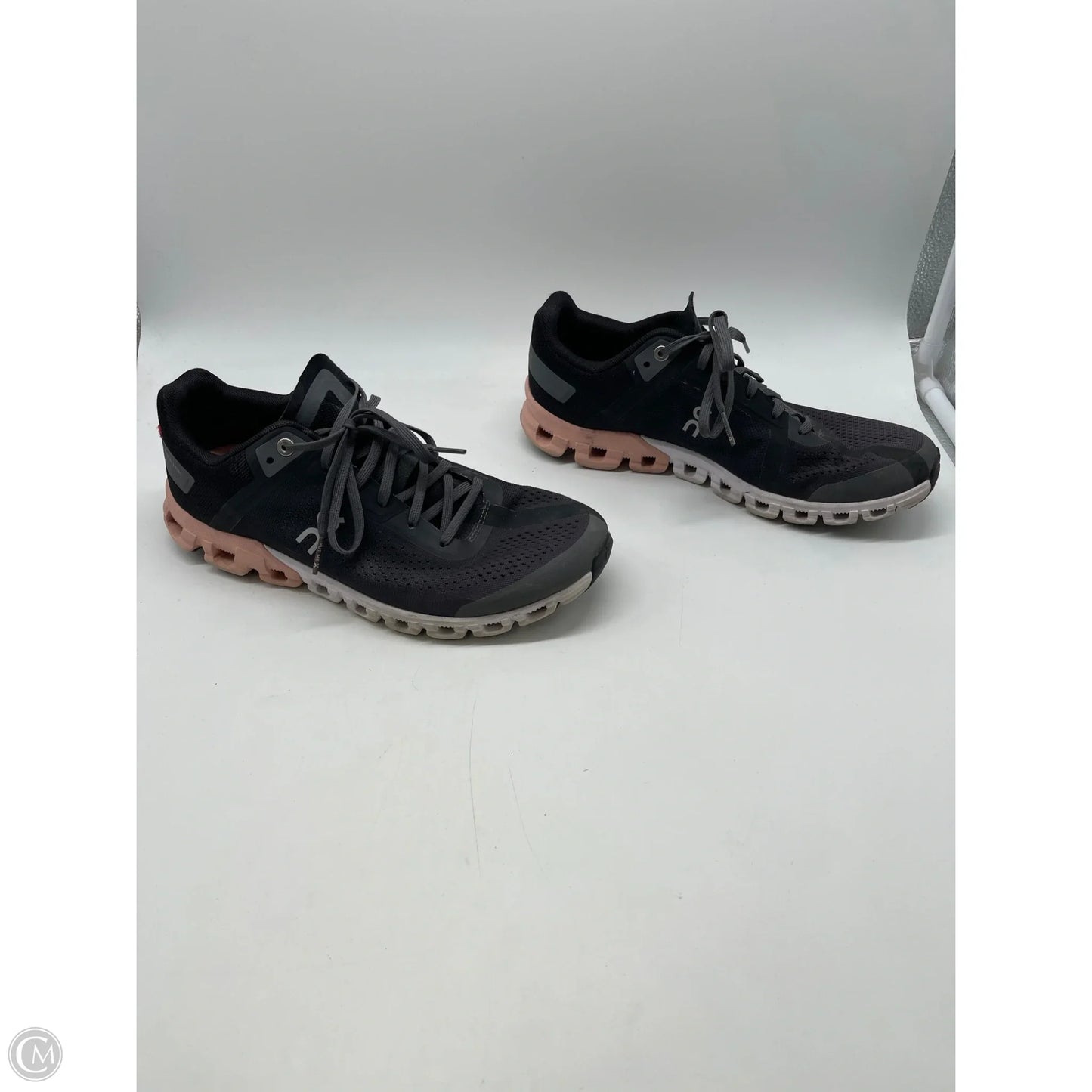 Shoes Athletic By On Cloud In Grey, Size: 9
