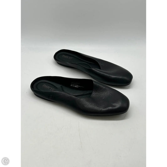 Shoes Flats By Born In Black, Size: 10
