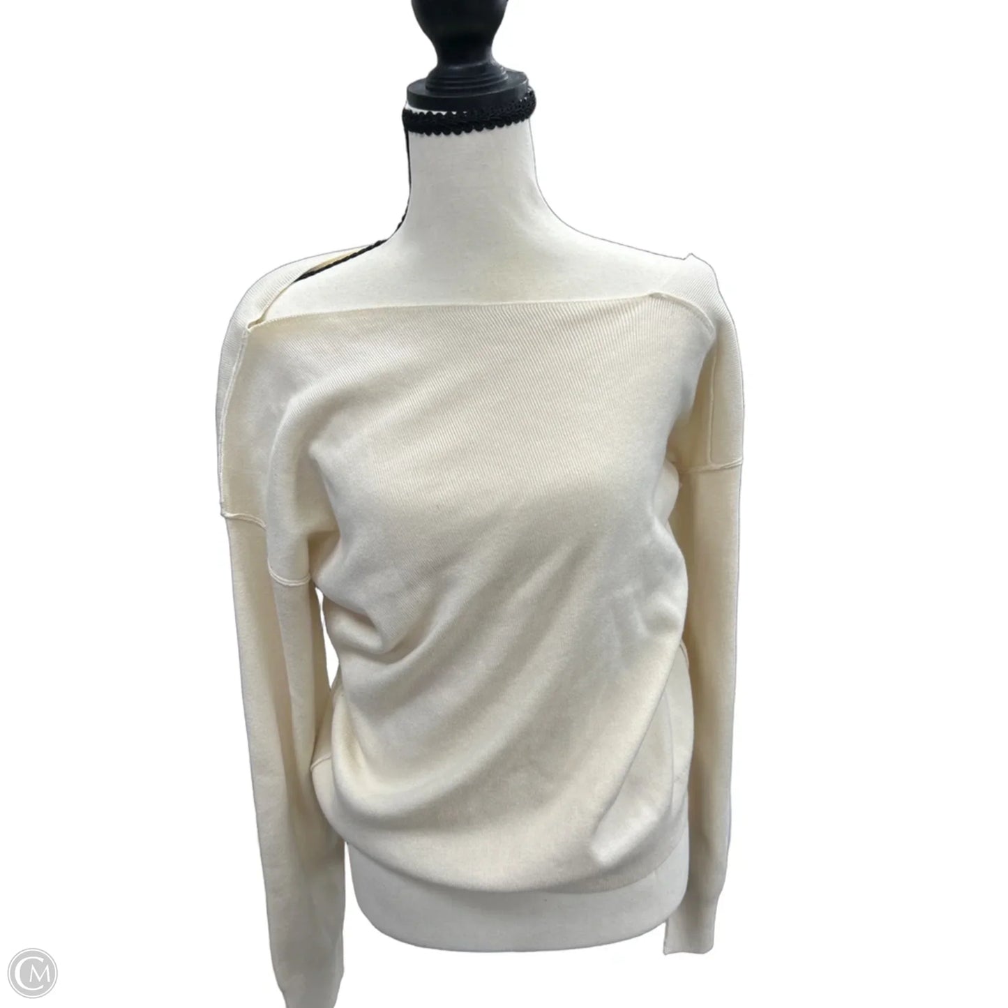 Sweater By Clothes Mentor In Cream, Size: M