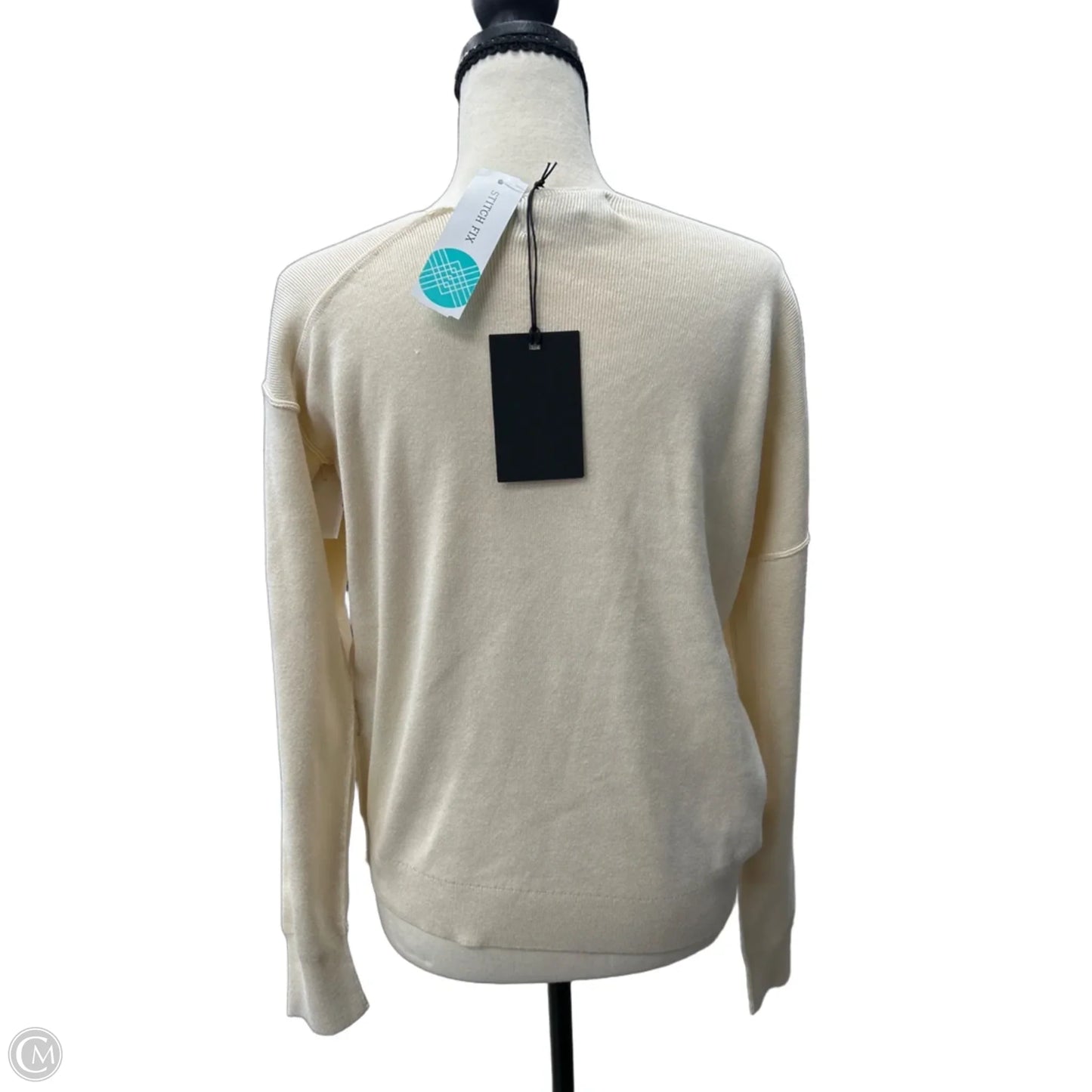 Sweater By Clothes Mentor In Cream, Size: M
