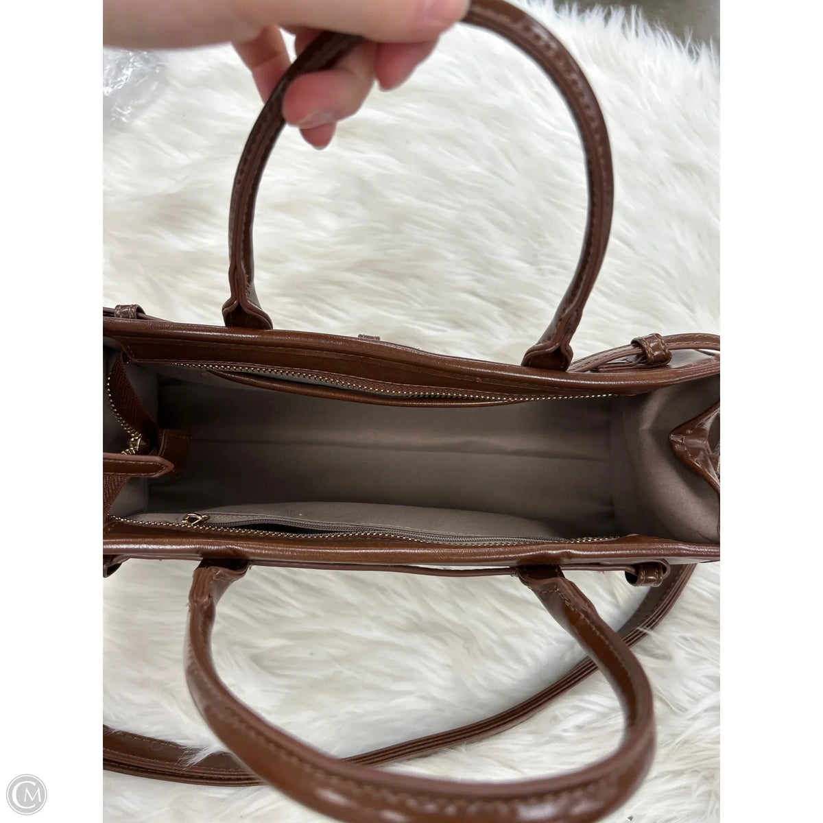 Handbag By Clothes Mentor, Size: Medium