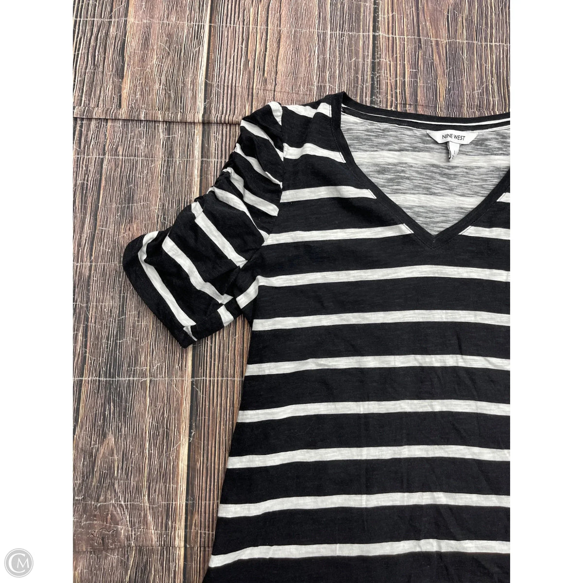 Top Short Sleeve By Nine West In Striped Pattern, Size: L