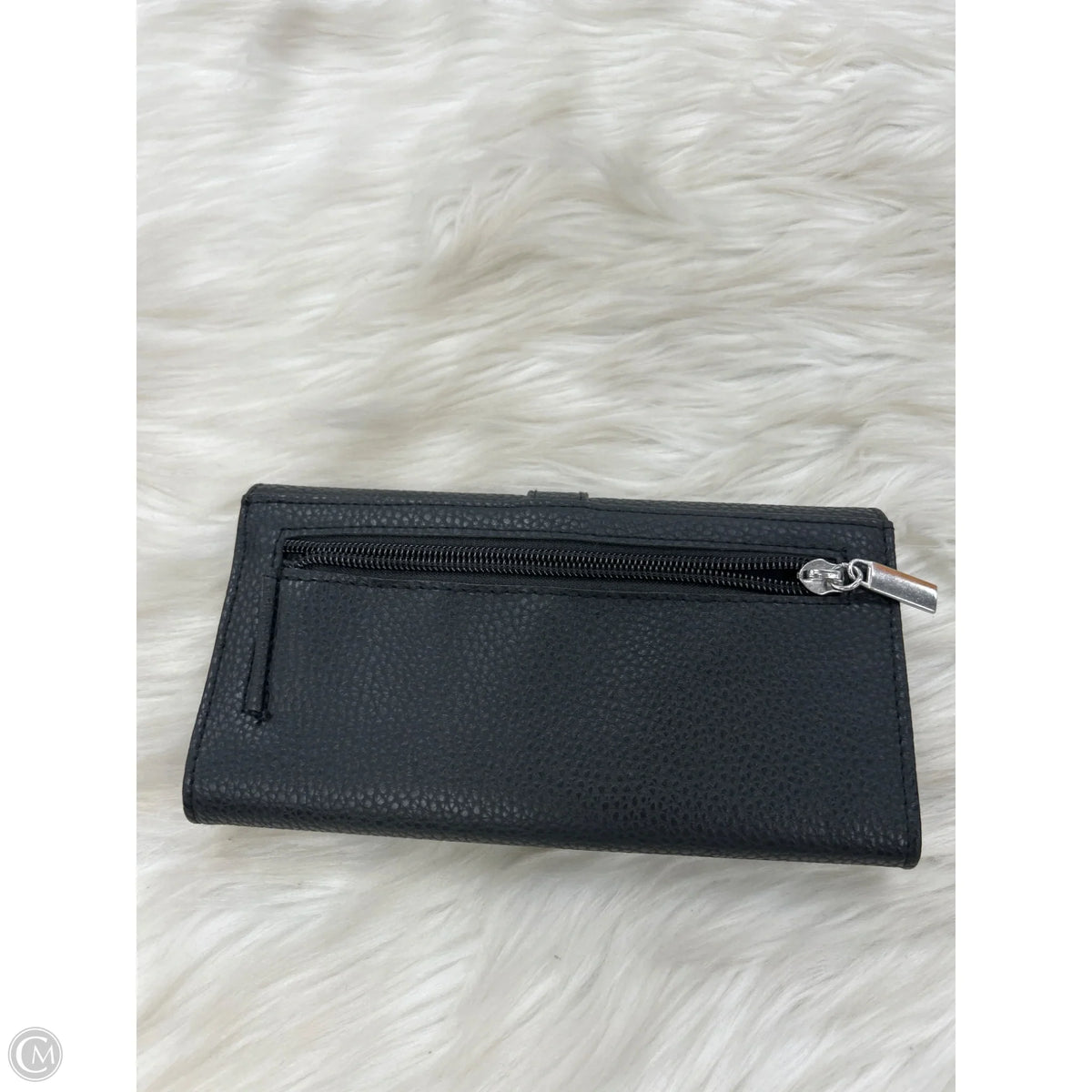 Wallet By Clothes Mentor, Size: Medium