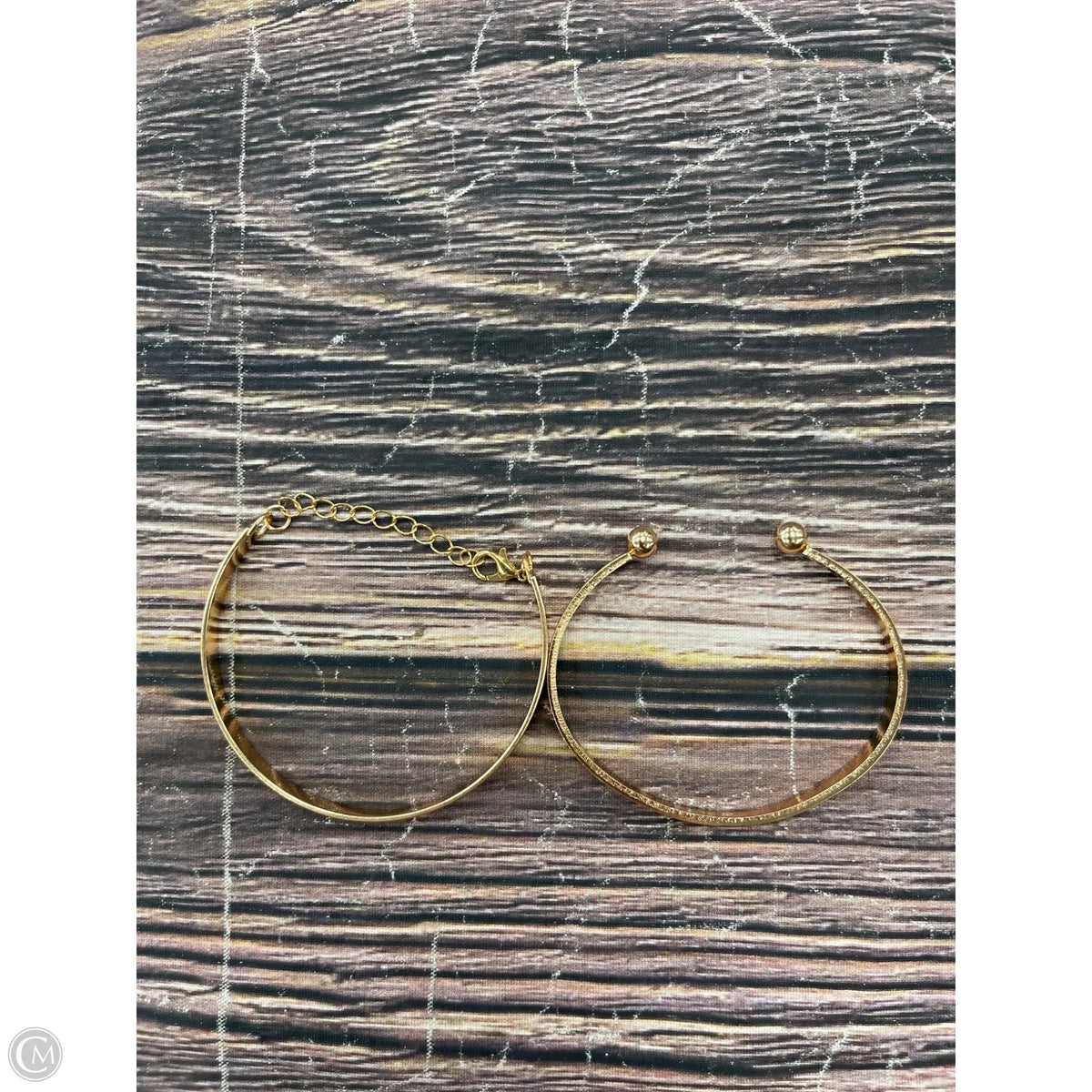 Bracelet Set By Clothes Mentor, Size: 02 Piece Set