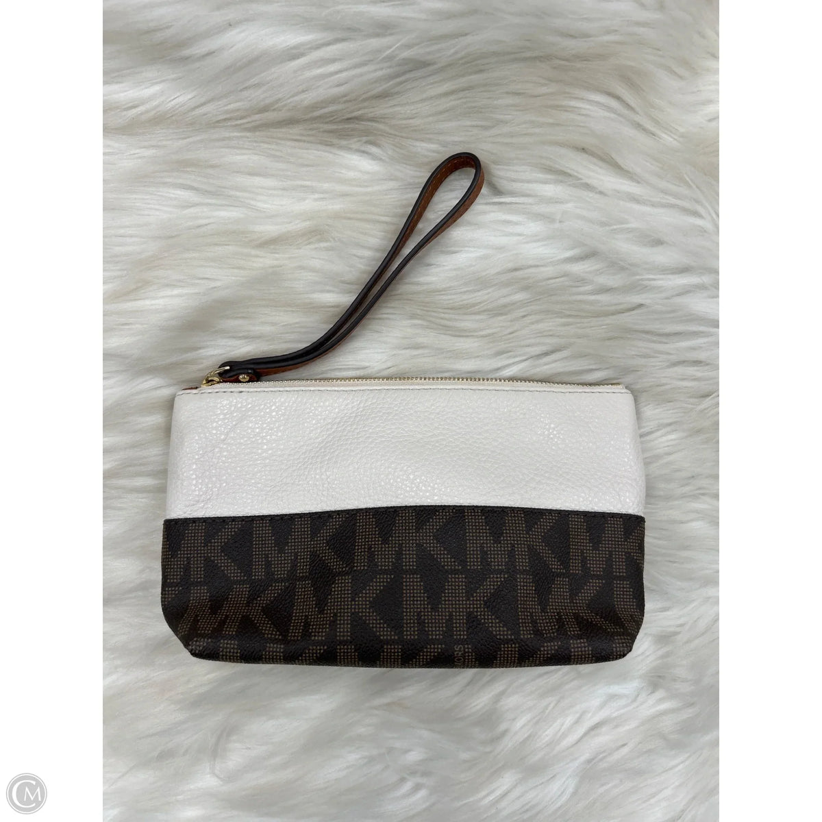 Wristlet Designer By Michael Kors, Size: Medium