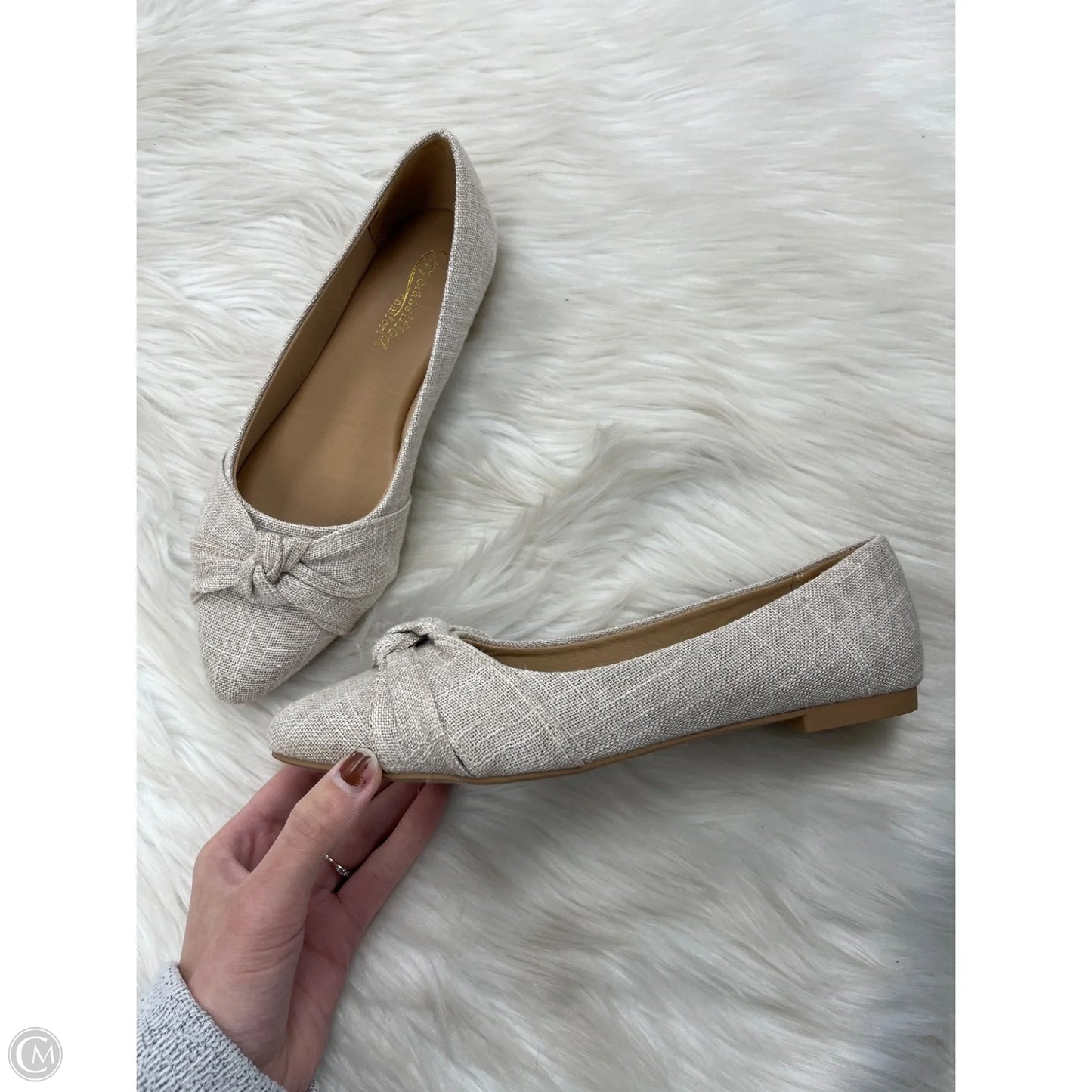 Shoes Flats By City Classified In Tan, Size: 8