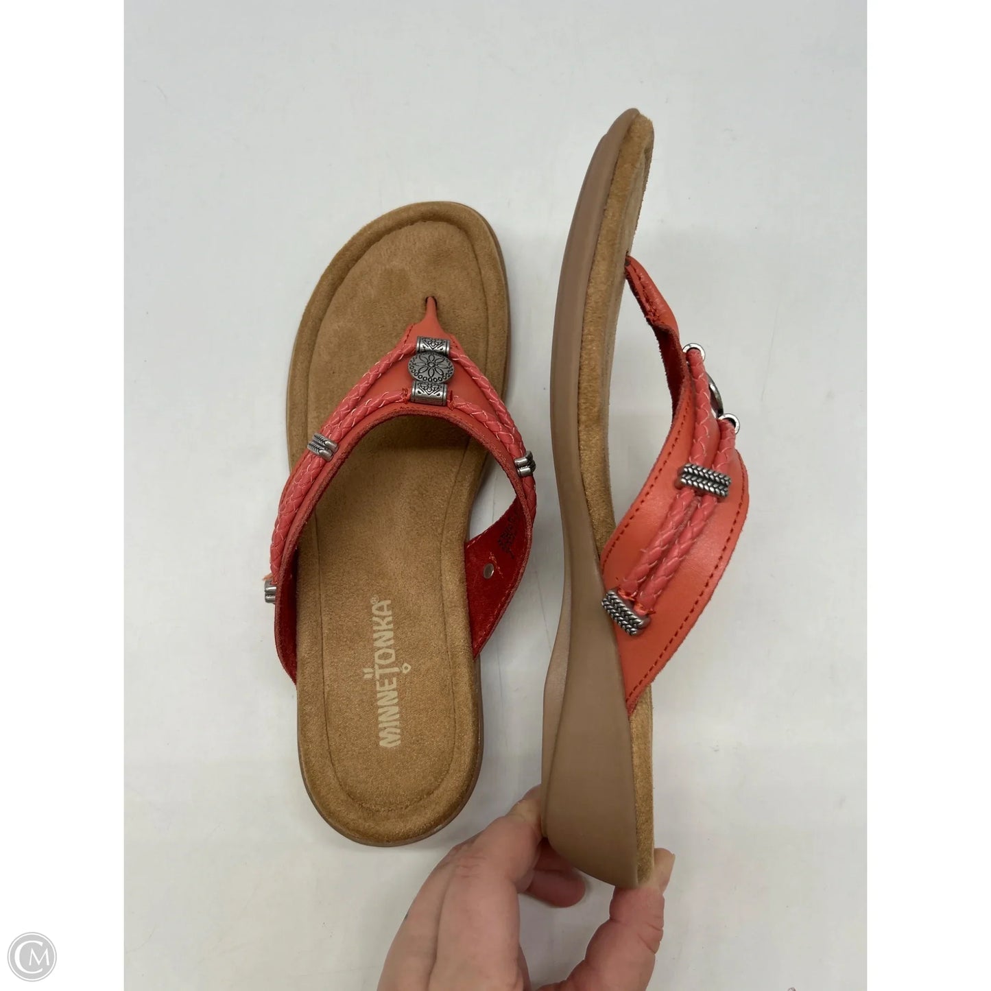 Sandals Flip Flops By Minnetonka In Brown & Pink, Size: 7