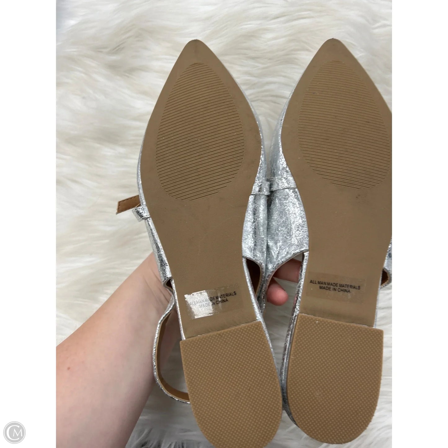 Shoes Flats By Dolce Vita In Silver, Size: 8.5
