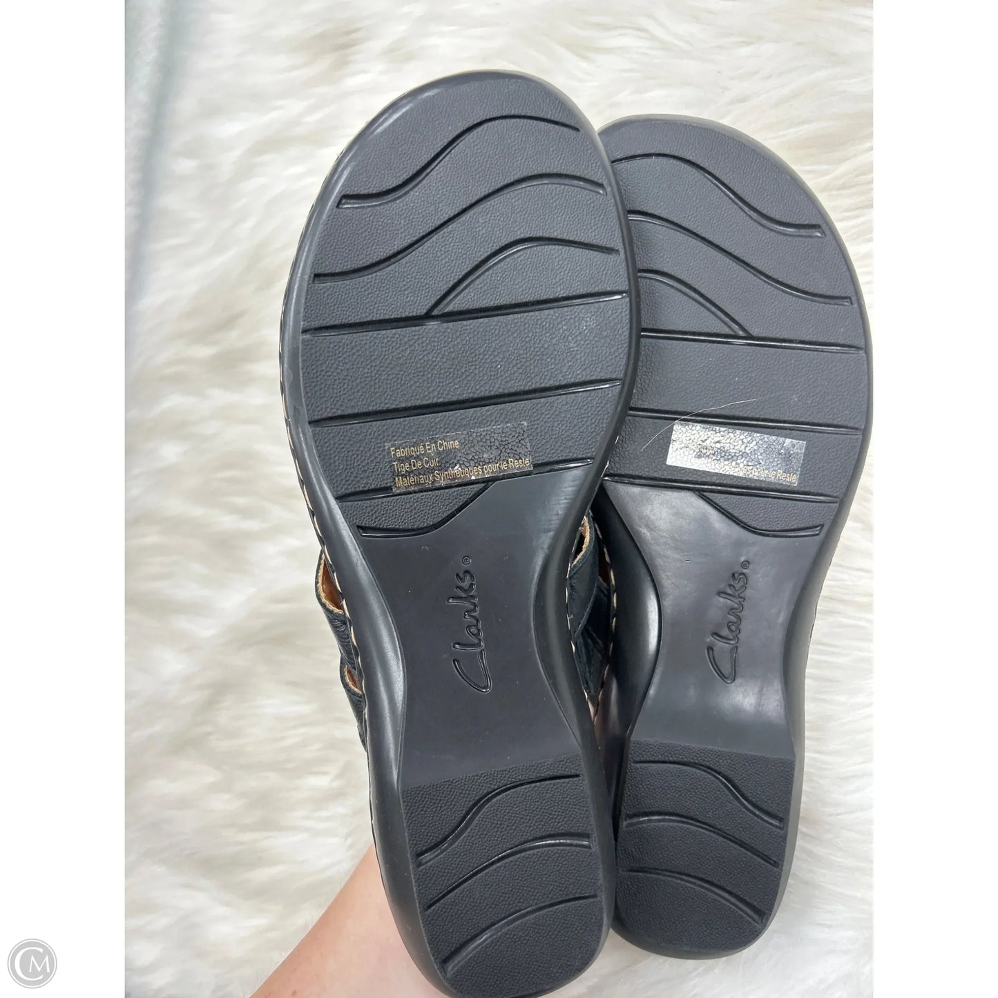 Sandals Flip Flops By Clarks In Black, Size: 9.5