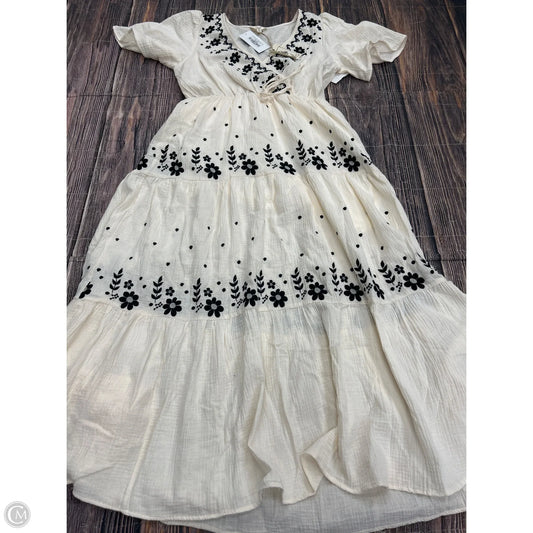 Dress Casual Maxi By Easel In Black & White, Size: M