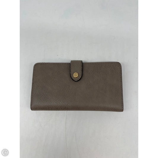 Wallet By Clothes Mentor, Size: Medium
