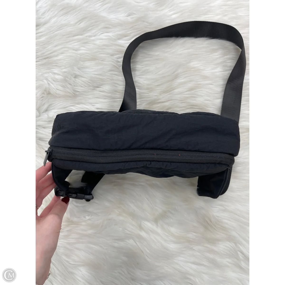 Crossbody By Clothes Mentor, Size: Medium
