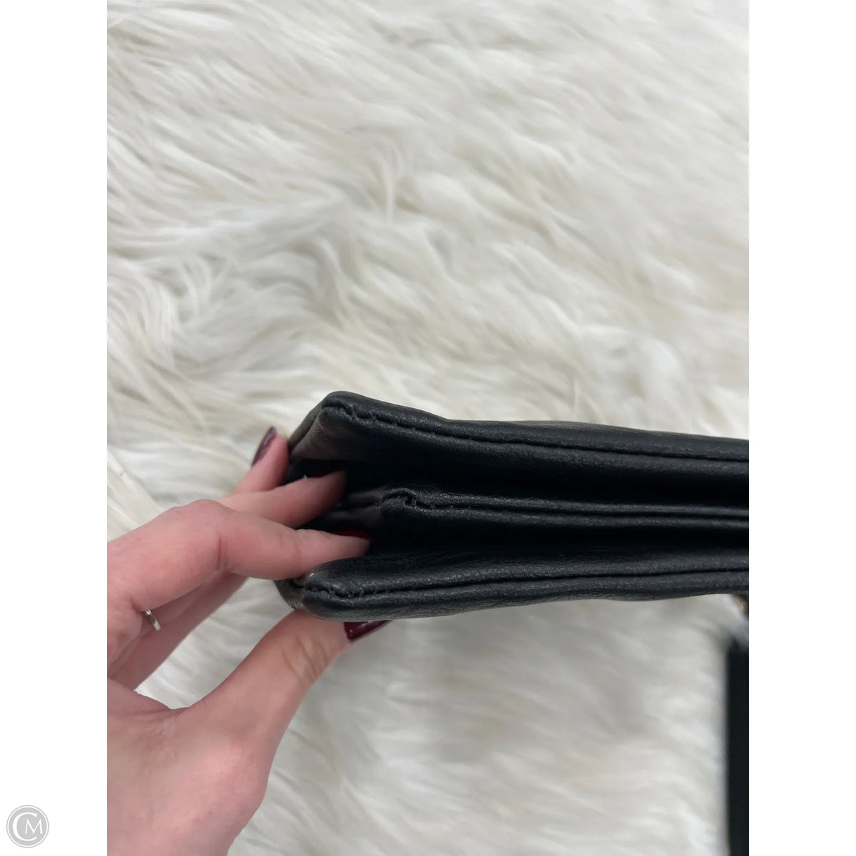Wristlet Leather By Clothes Mentor, Size: Medium