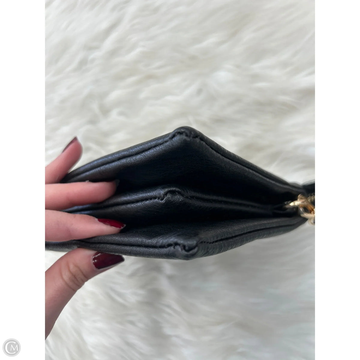 Wristlet Leather By Clothes Mentor, Size: Medium