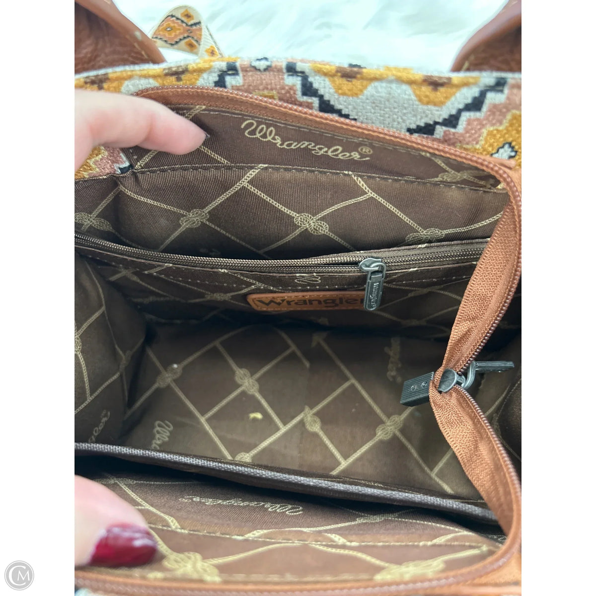 Crossbody By Wrangler, Size: Medium