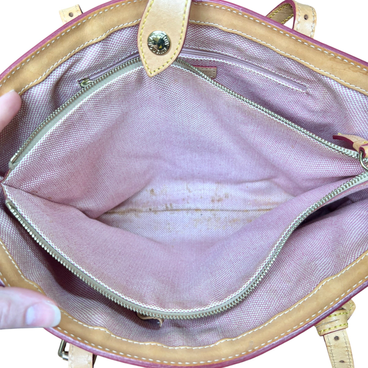 Handbag Designer By Dooney And Bourke, Size: Medium
