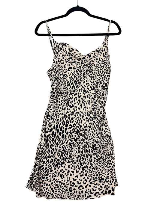 Dress Party Short By Olivaceous In Leopard Print, Size: 10