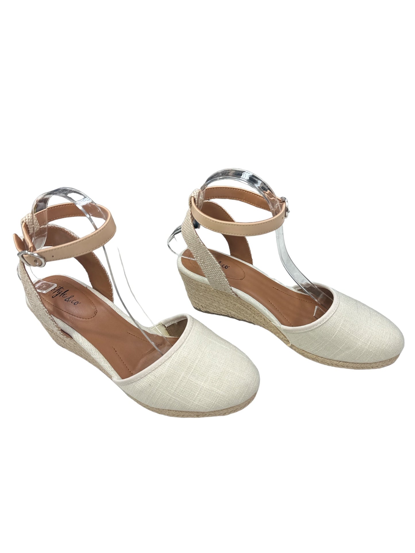 Cream Shoes Heels Platform Style And Company, Size 8.5
